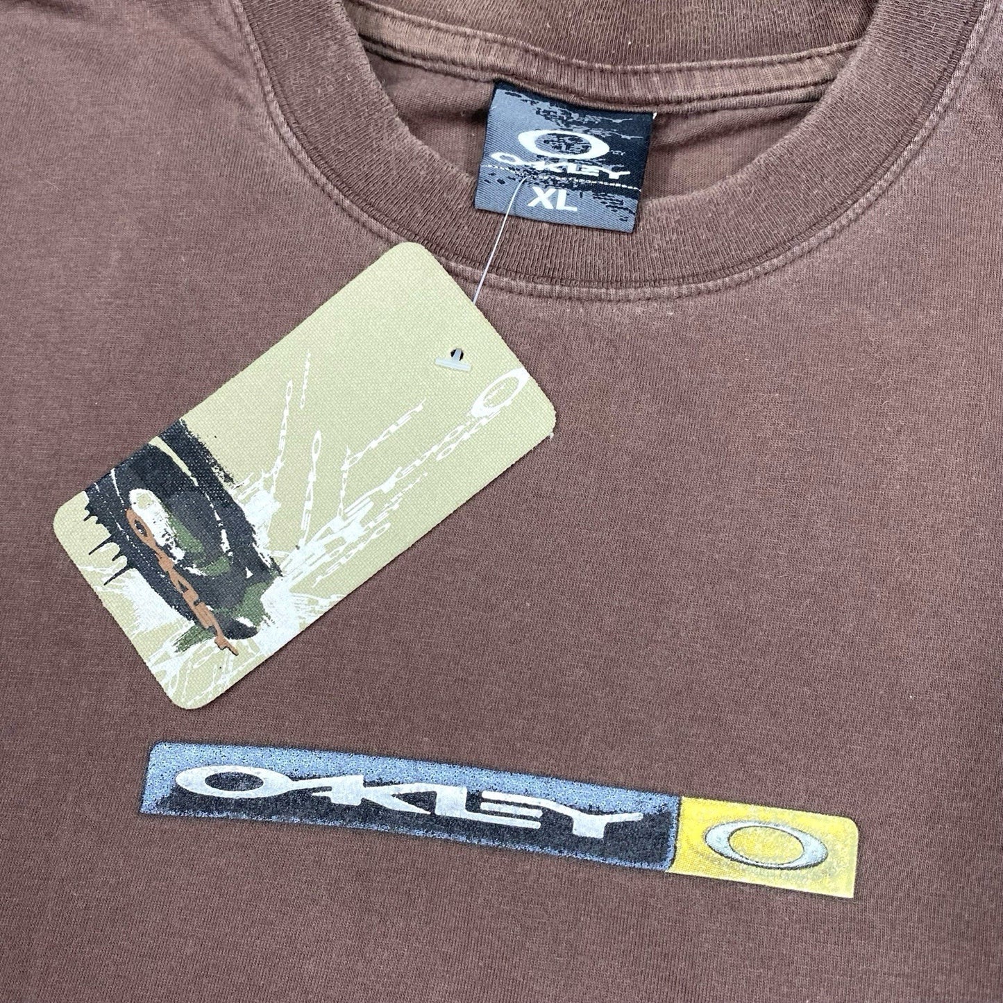 Early 2000s Oakley Spellout Tshirt - L