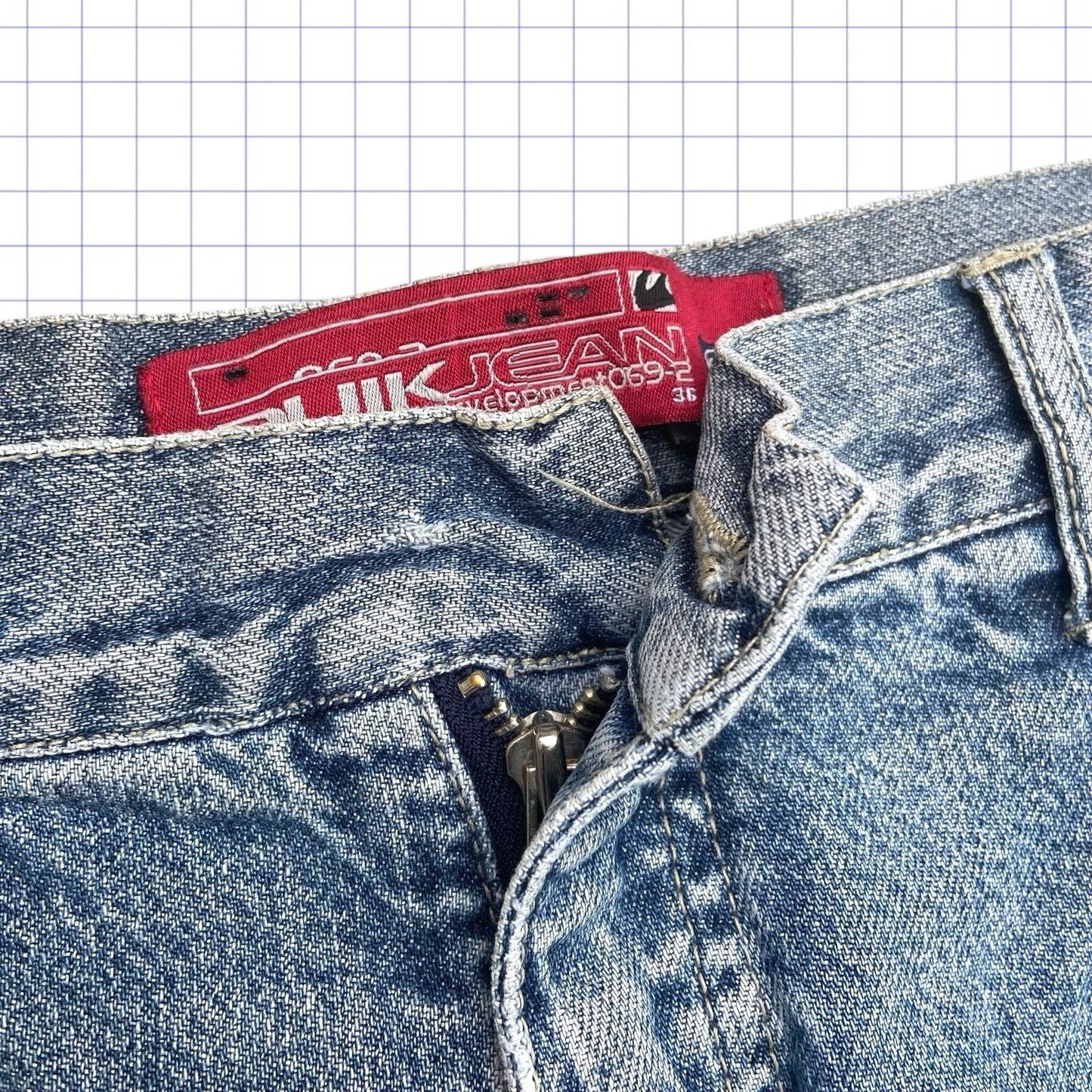 Vintage Quiksilver Distressed Jorts - 36W