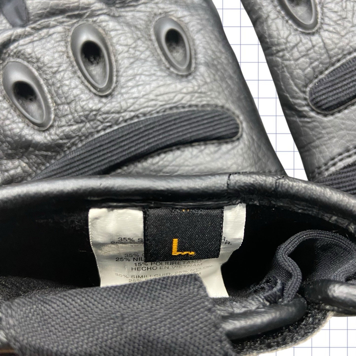Vintage Oakley Tactical Gloves
