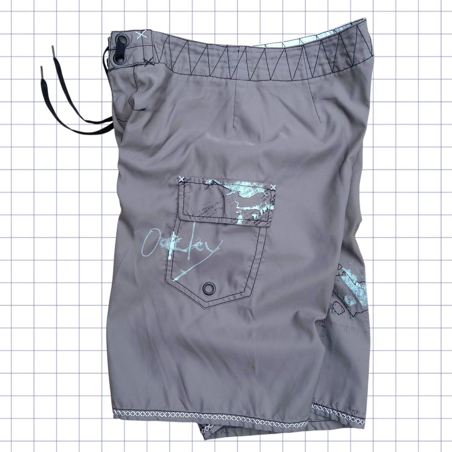 Vintage Oakley Skull Shorts – 30W
