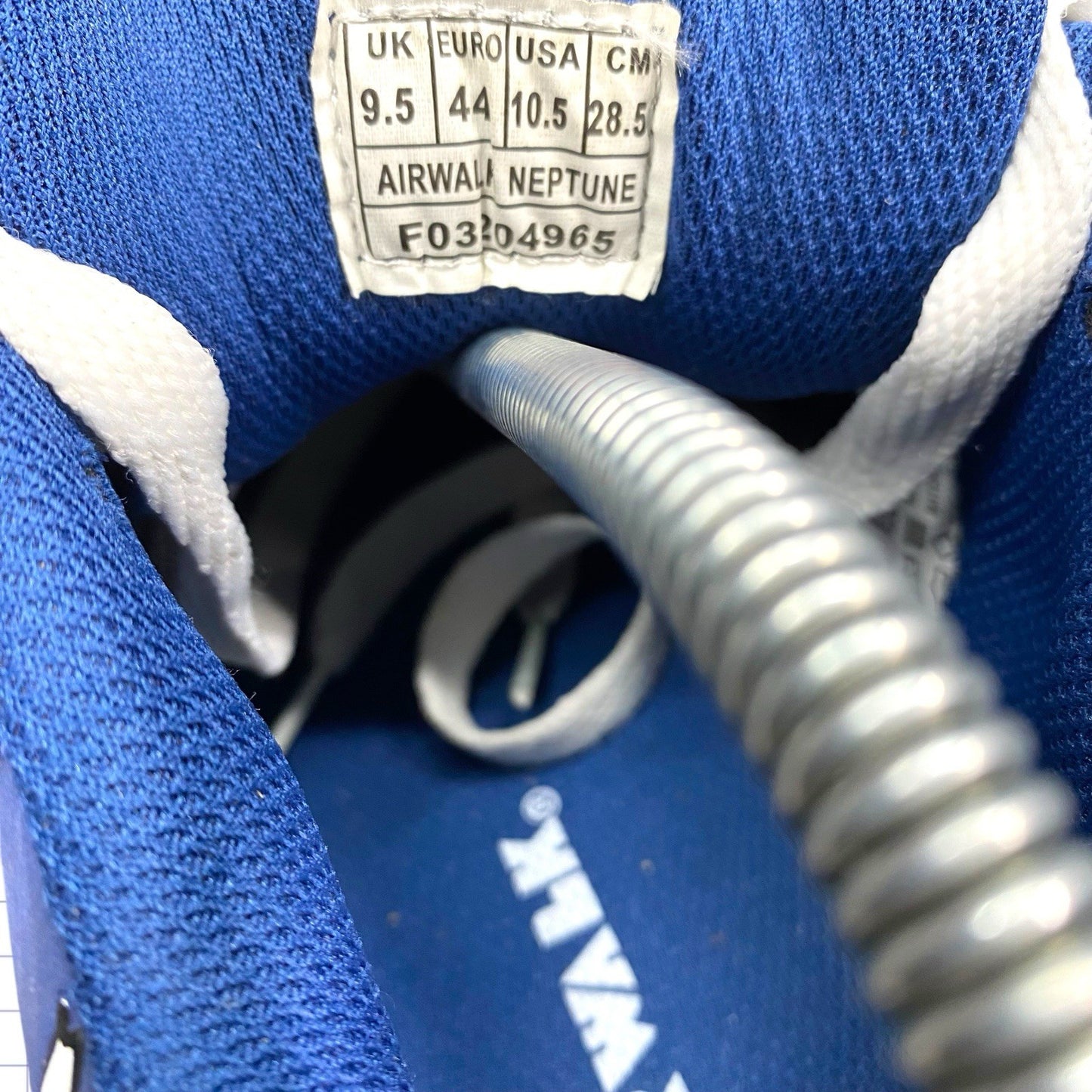 Vintage Airwalk Spellout Trainers - UK 9.5