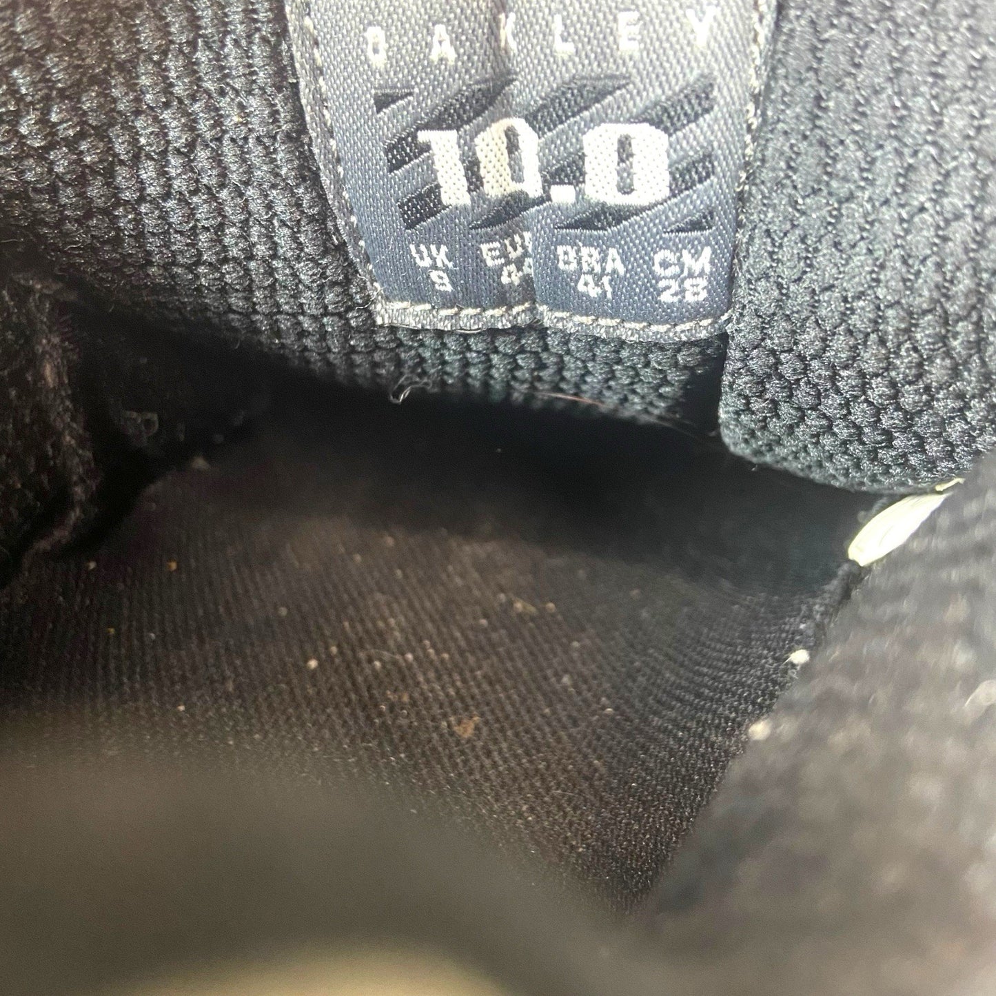 Vintage Oakley Switchbacks Redcode 0.4 - UK 9