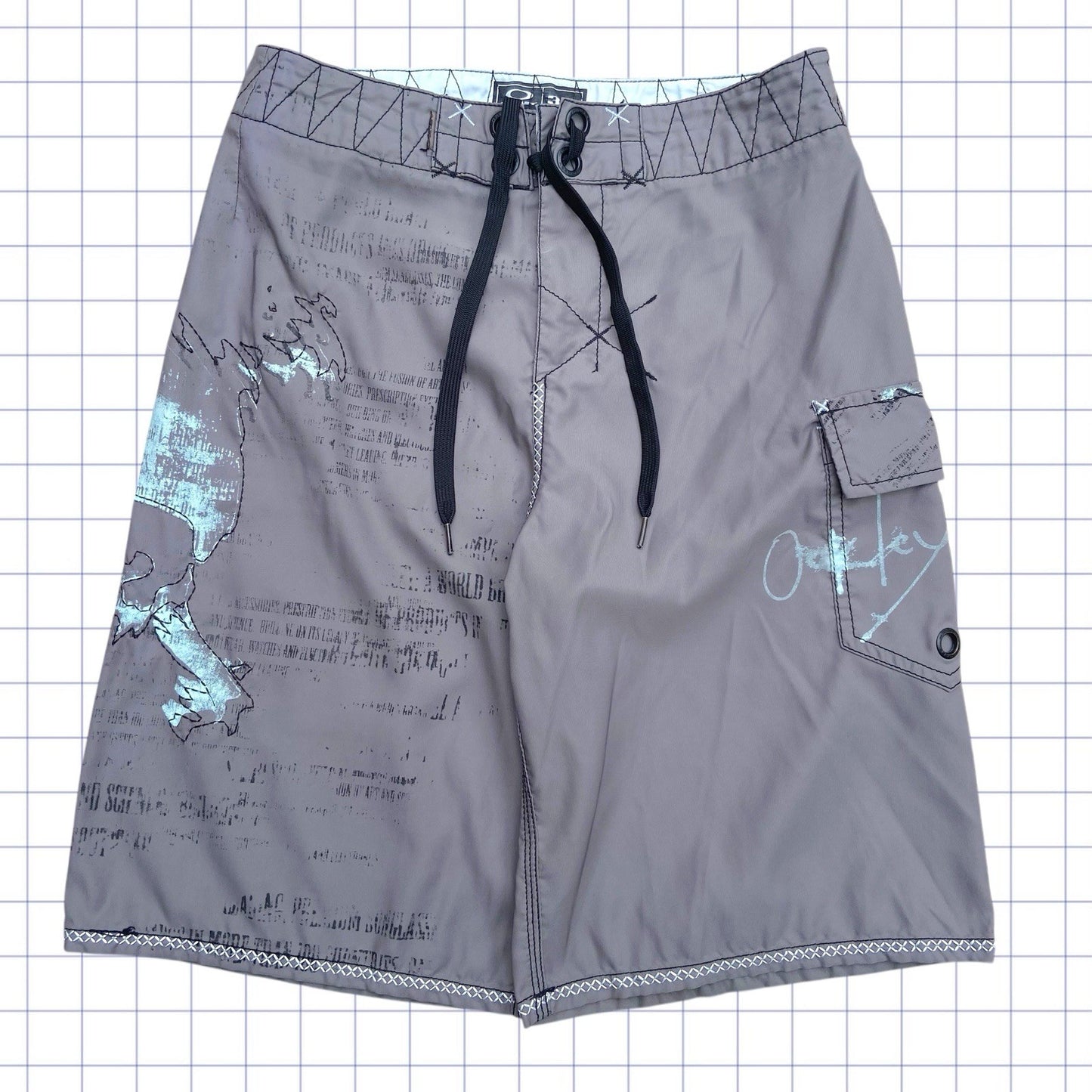 Vintage Oakley Skull Shorts – 30W