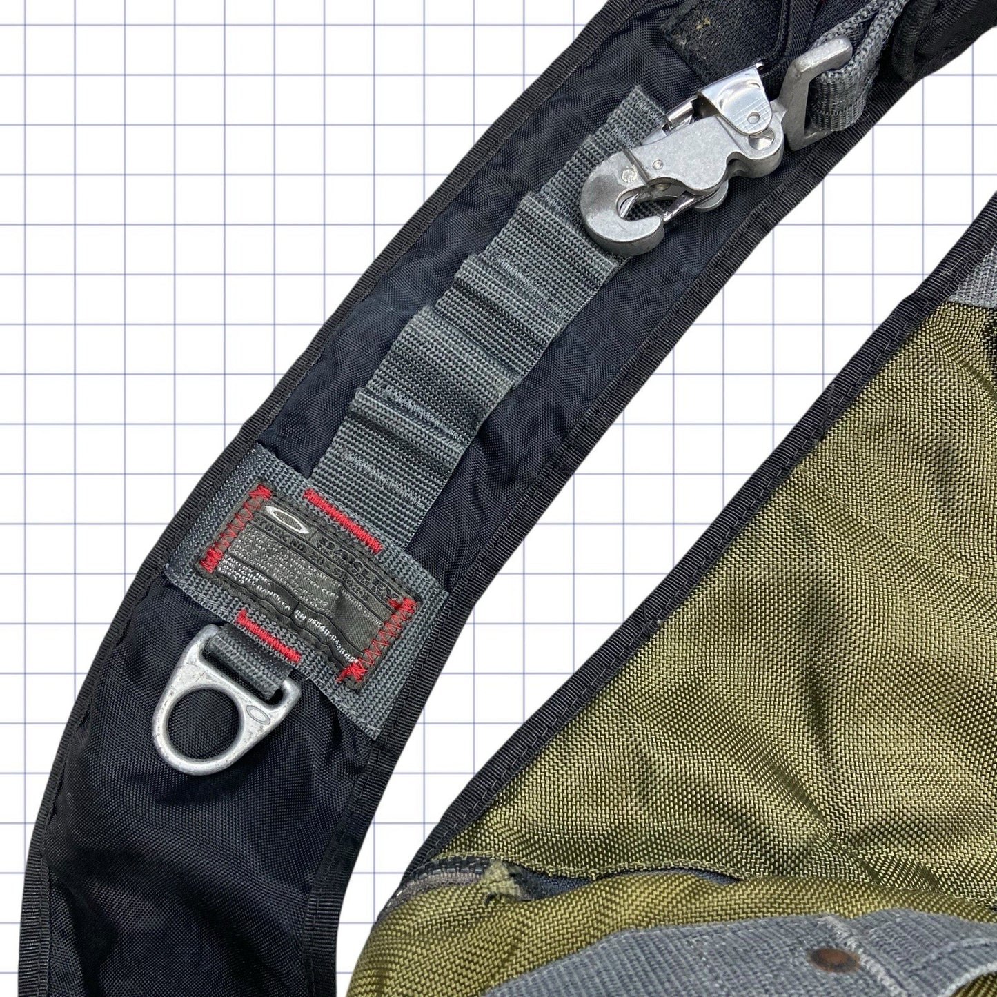 2005 Oakley Tactical Field Gear AP Messenger Sling bag