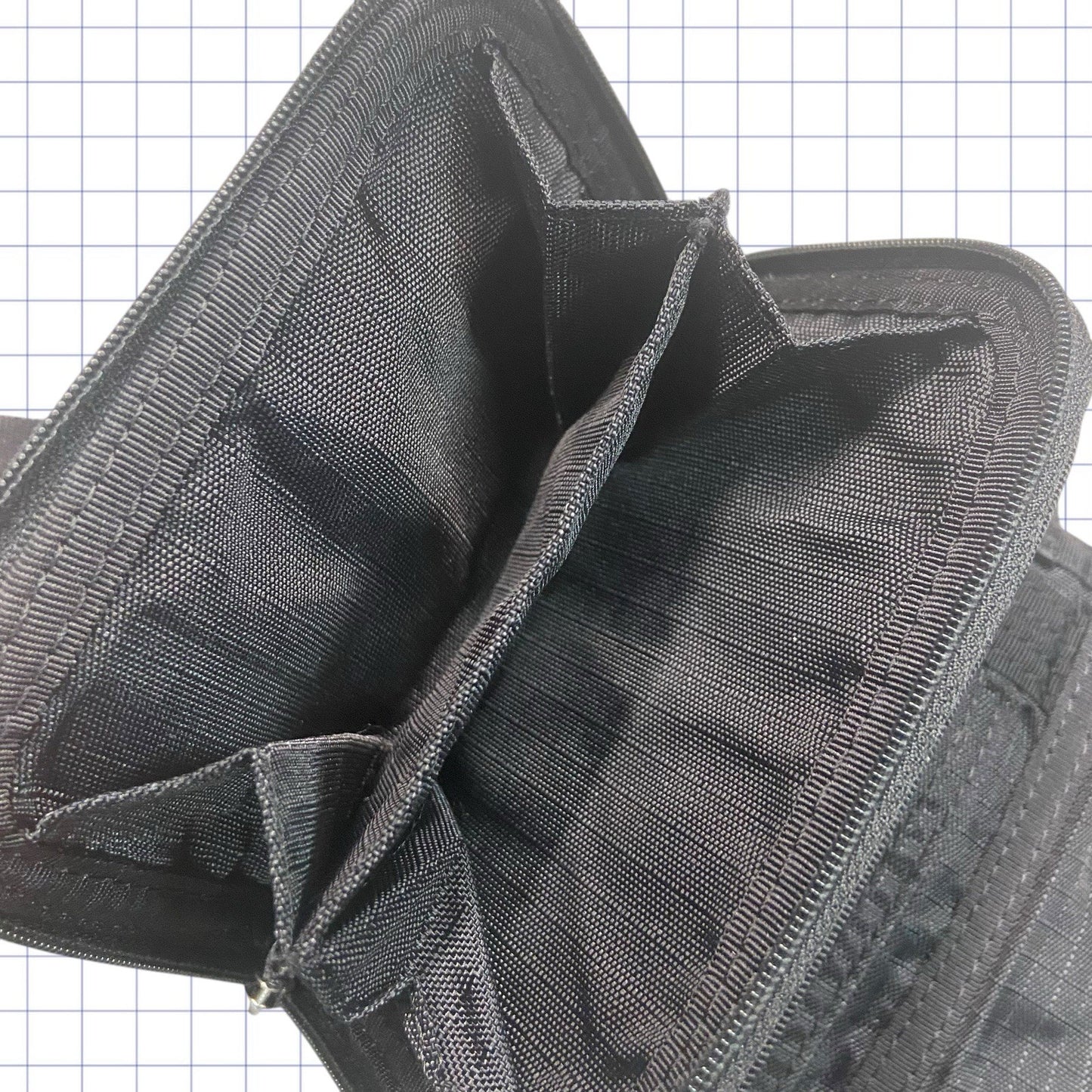 Vintage Oakley High Voltage Wallet