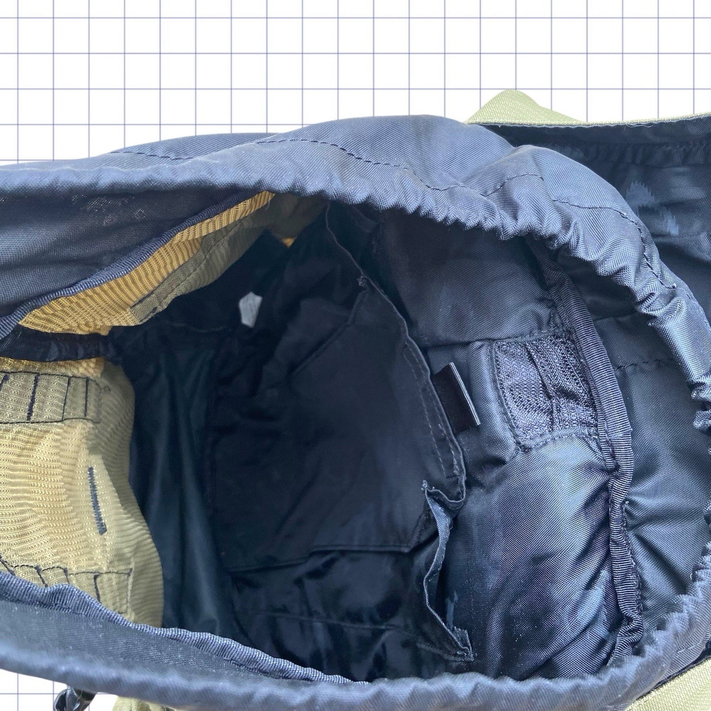 Oakley 2006 Tactical Field Gear Desert Backpack