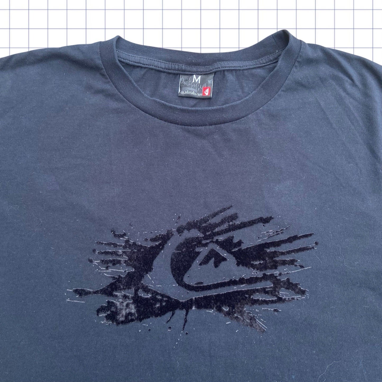 Vintage Quiksilver Suede Graphic Tshirt - M