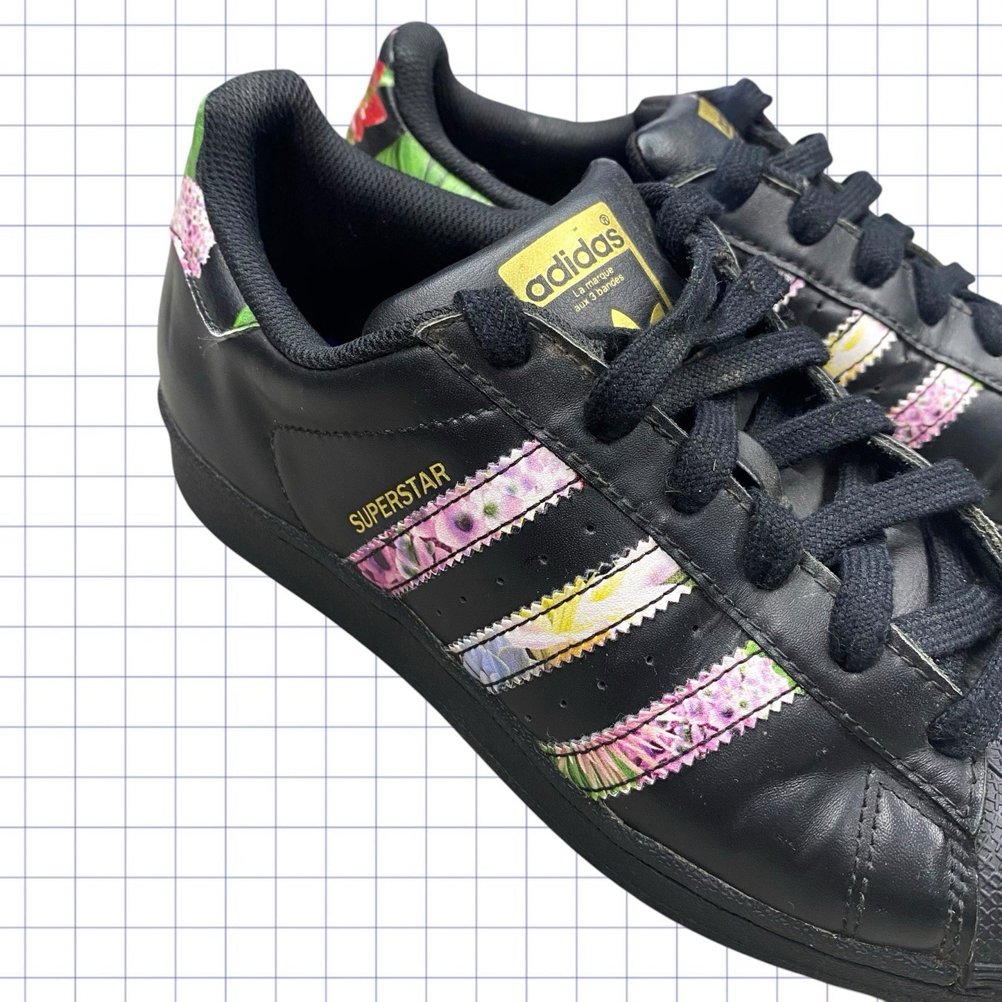 Adidas Superstar Trainers - UK 5