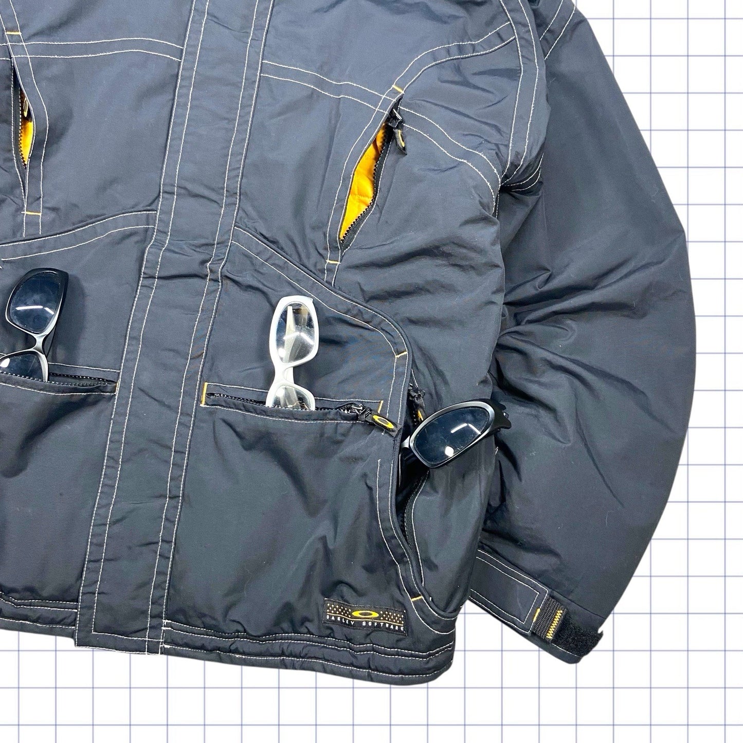 Vintage Oakley Software Insulated Ski Jacket - L/XL