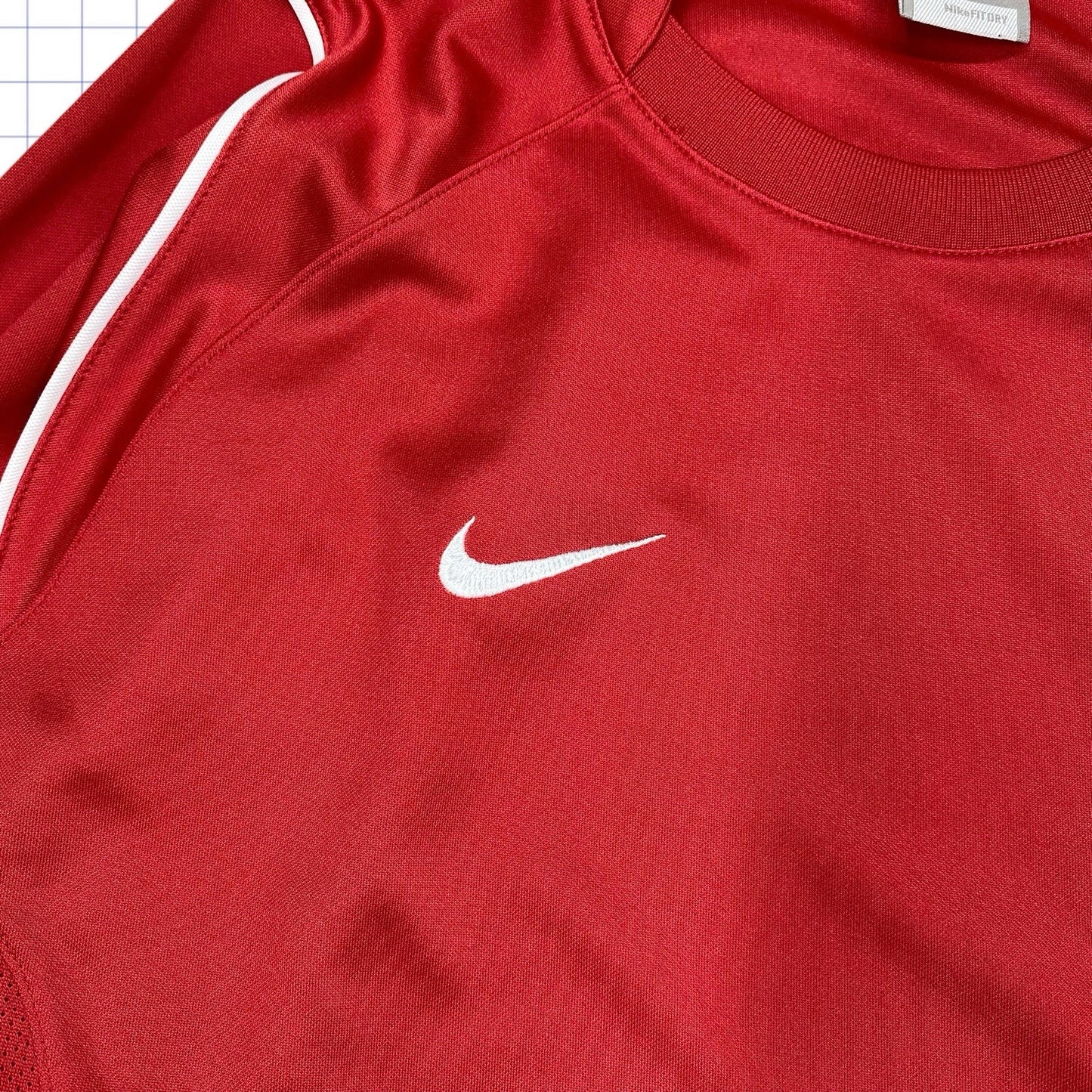 Ealry 2000S Nike Football Shirt  - M