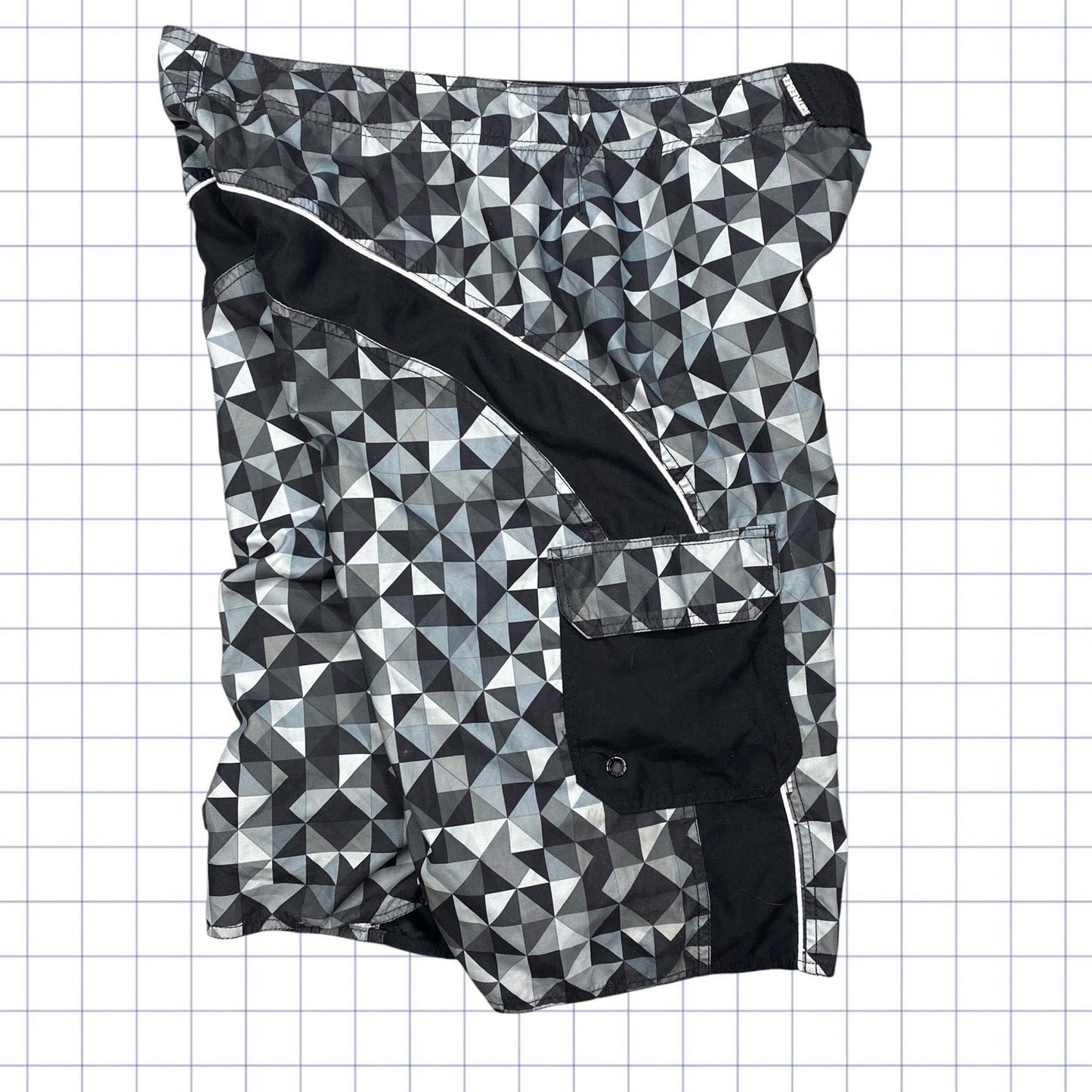 Y2K Diamond Pattern Board Shorts - 36W