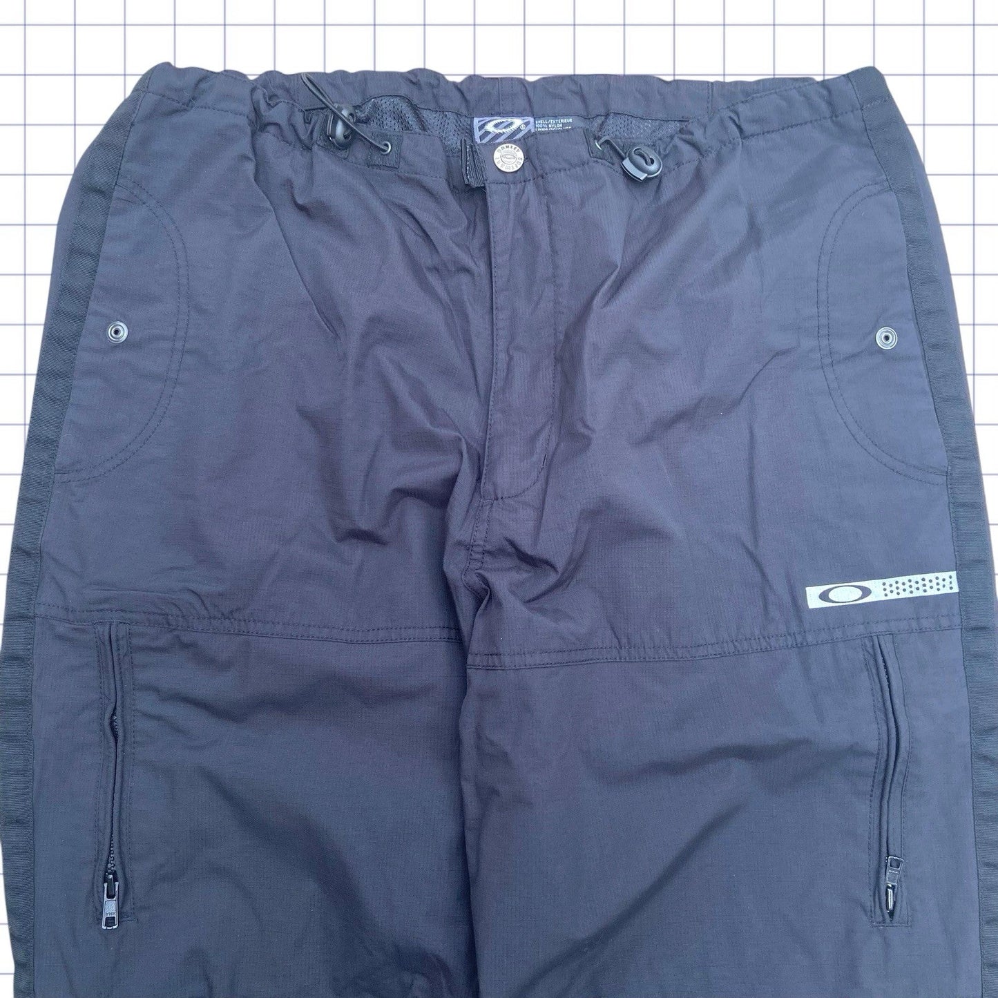 Vintage Oakley Software 3/4th Shorts - l-XL