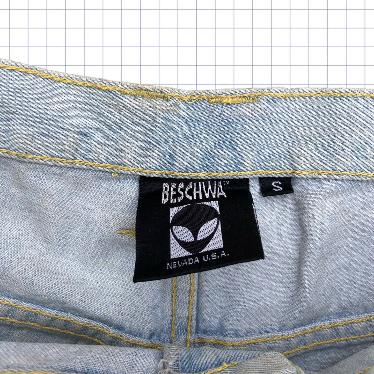 Beschwa Alien Jorts - 30W