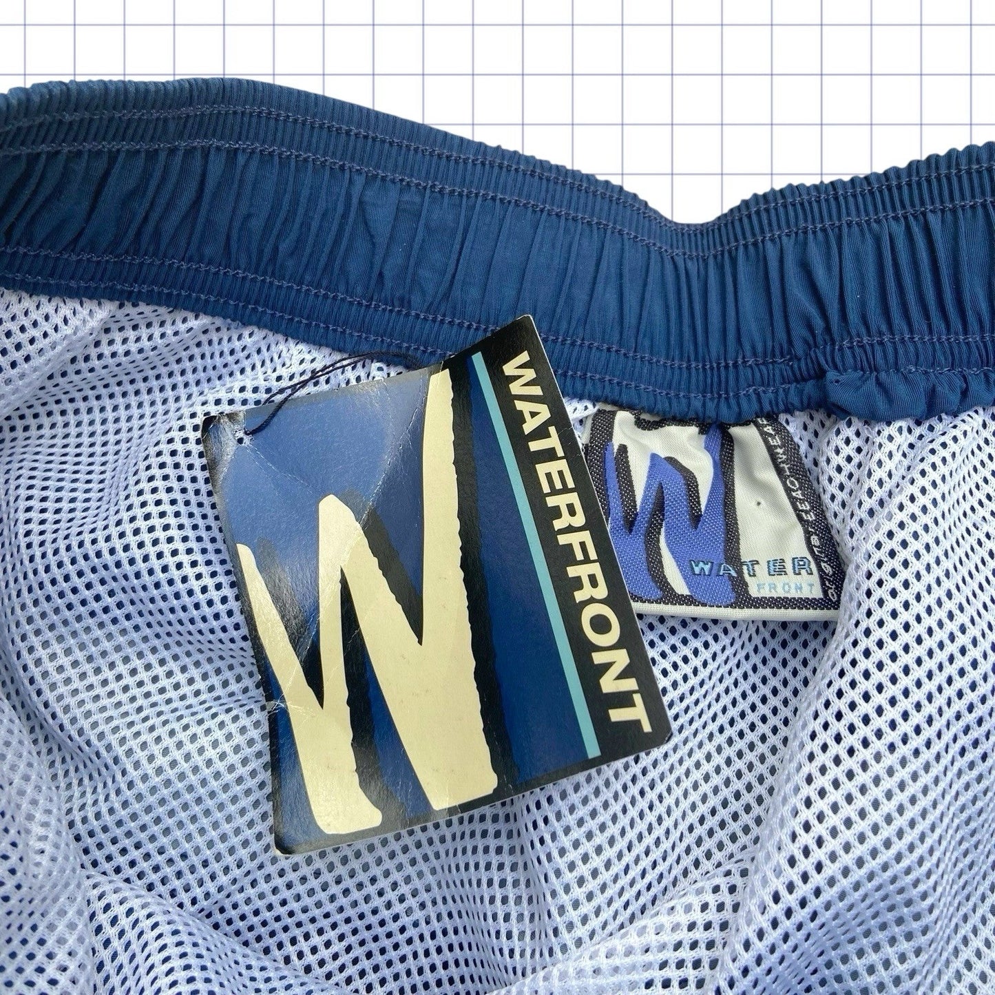 Vintage Y2K Quiksilver Board Shorts – 30W