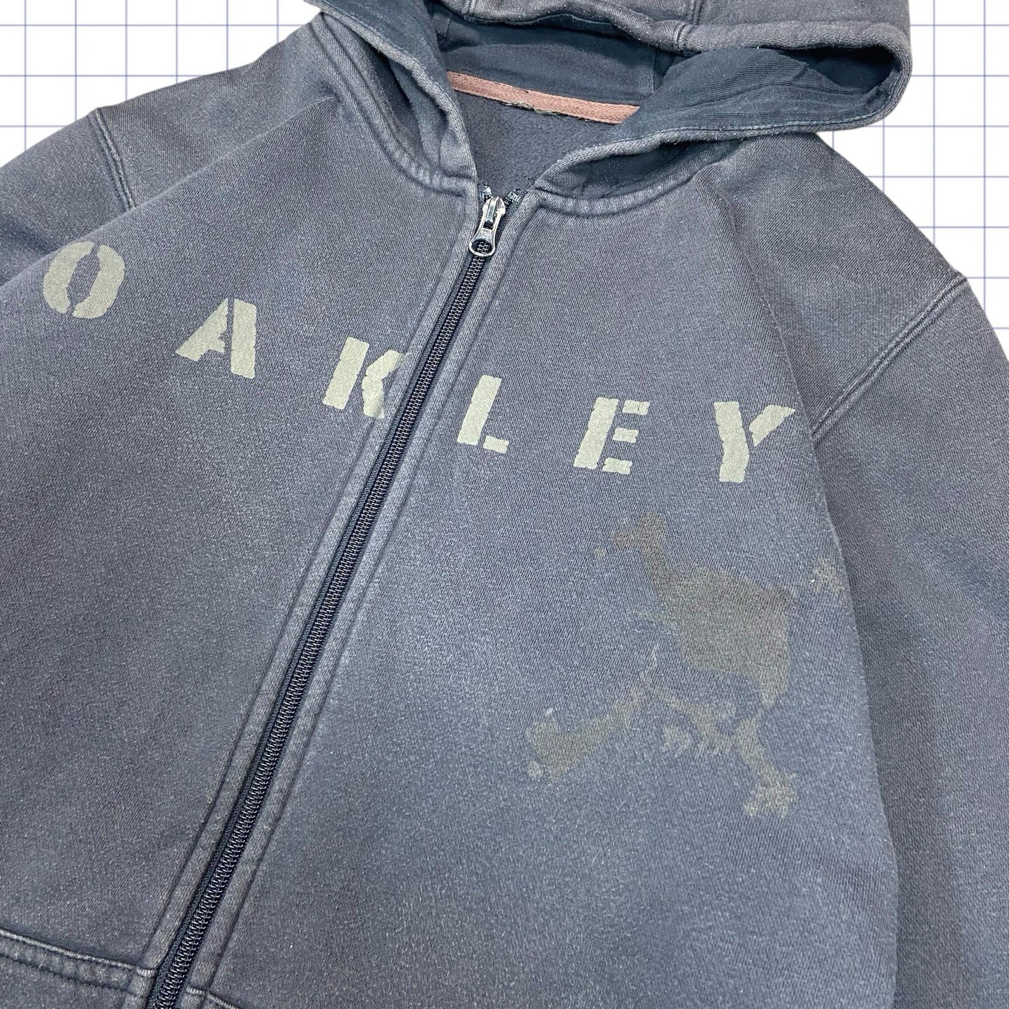 Vintage Oakley Skull Hoodie - S/M