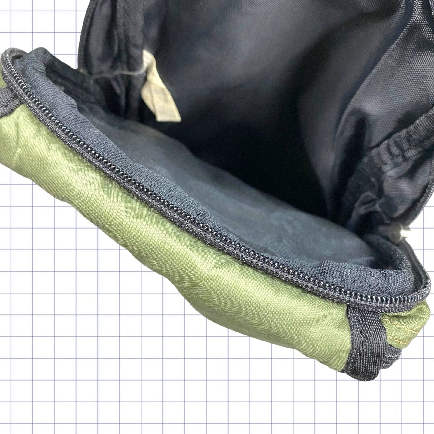 ヴィンテージ リップカール クロスボディバッグ