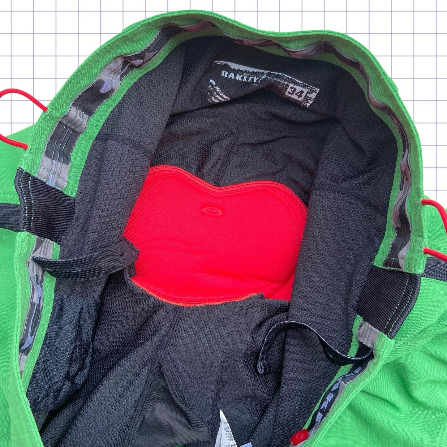 Vintage Oakley Cycle Shorts – 34W