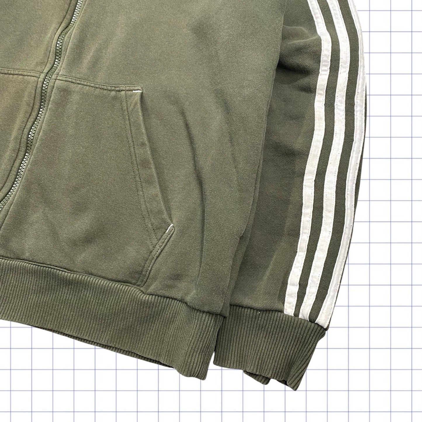 Classic Adidas Hoodie - M