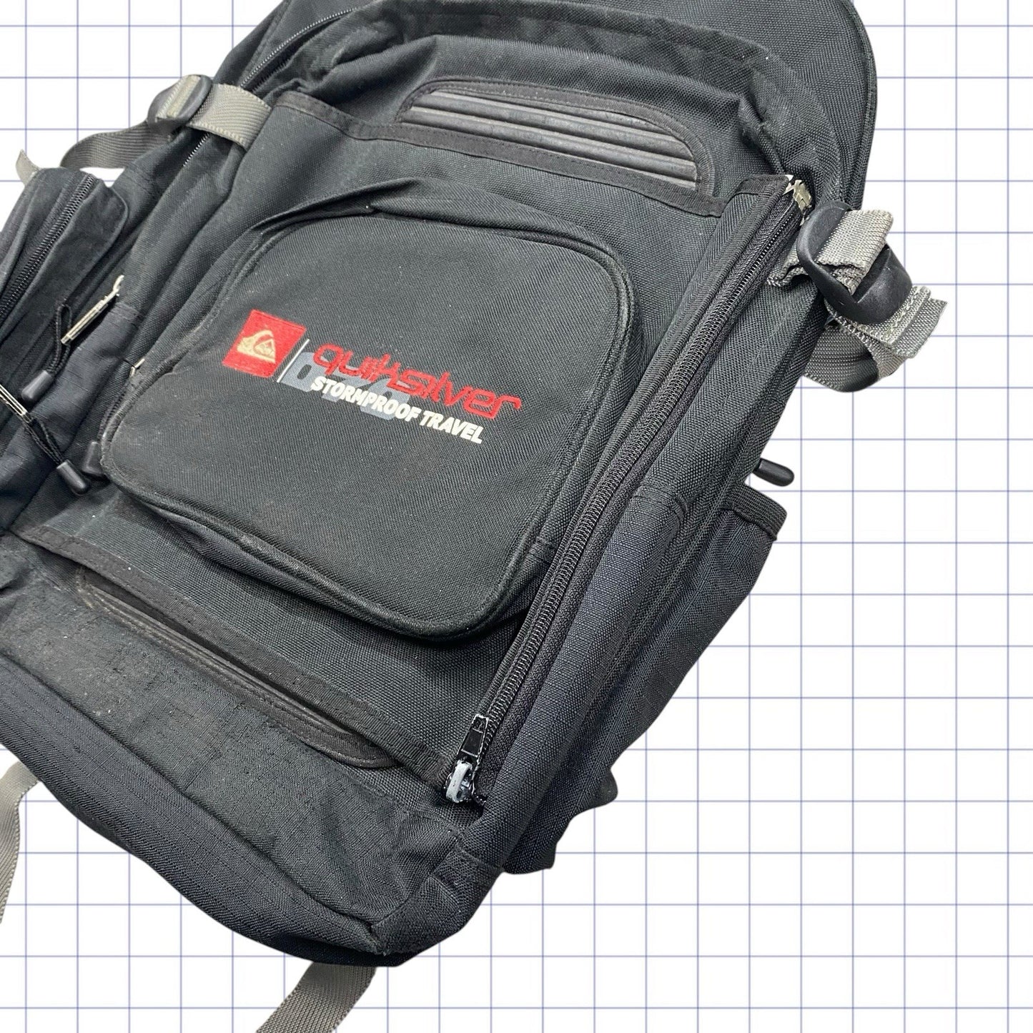 Y2K Quicksilver Backpack Spellout
