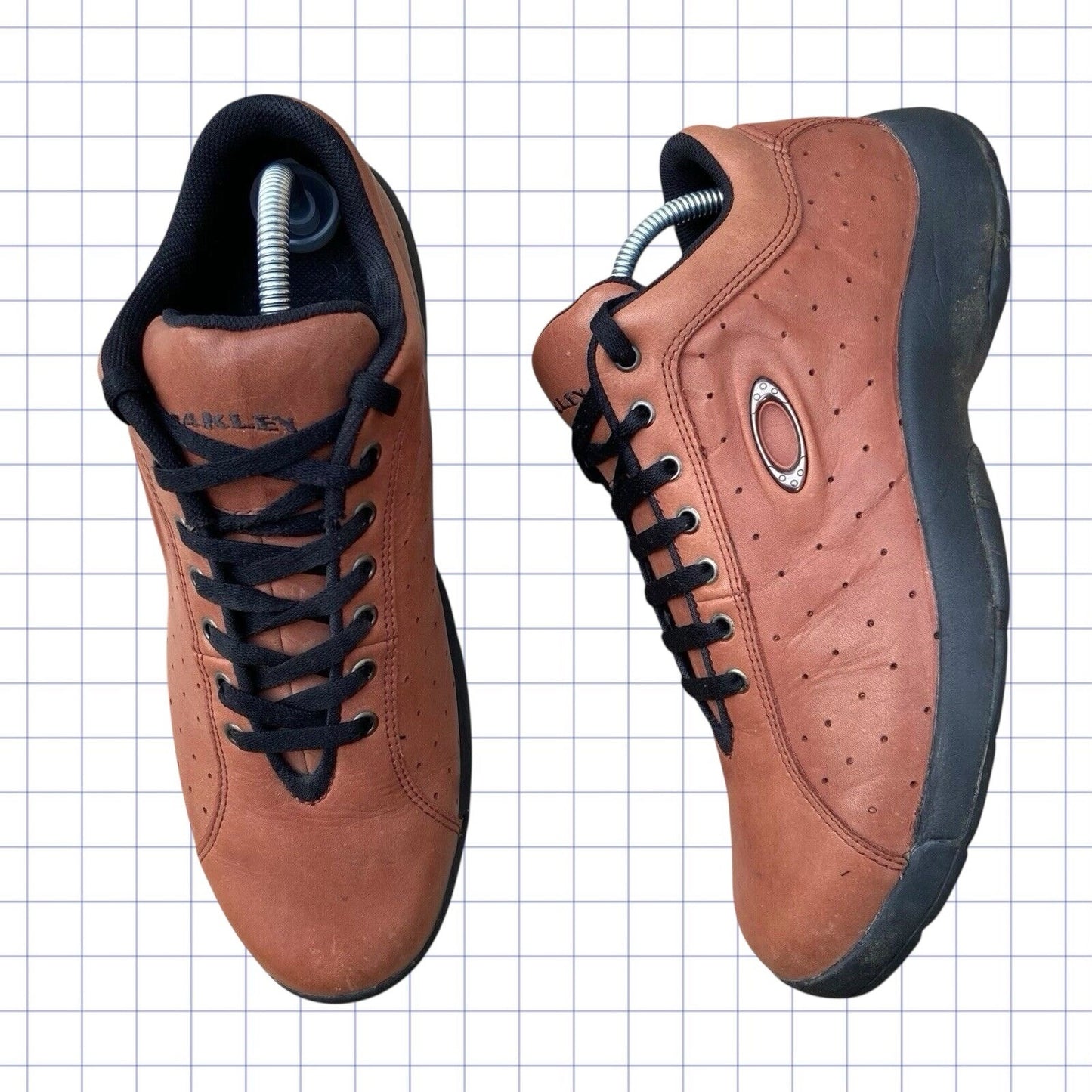 Vintage Oakley Leather Trainers - UK 9.5
