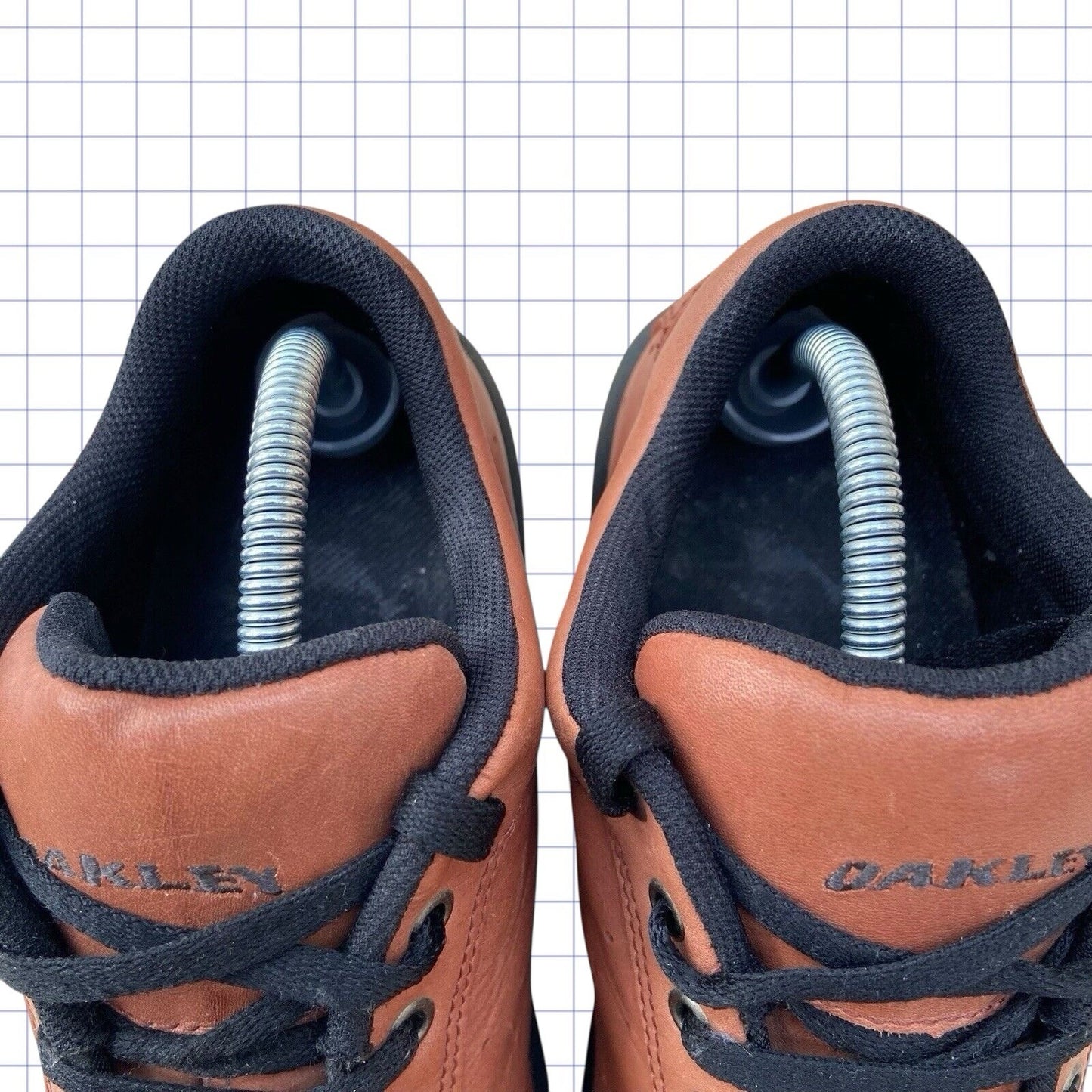 Vintage Oakley Leather Trainers - UK 9.5