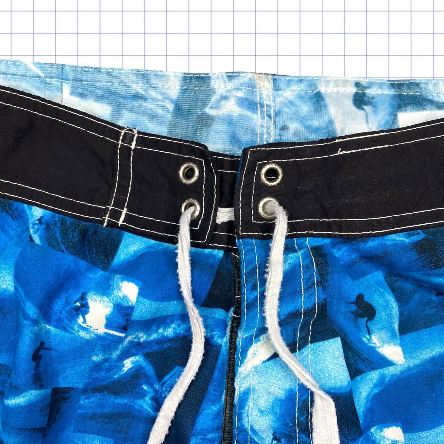 Y2K Quiksilver Patterned Shorts - 32W