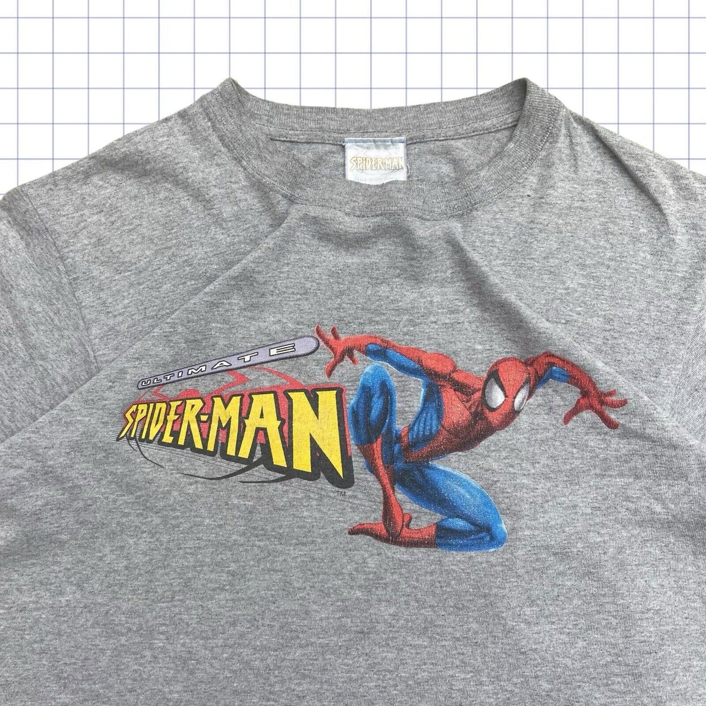 Vintage 2002 The Ultimate Spiderman Tshirt - M