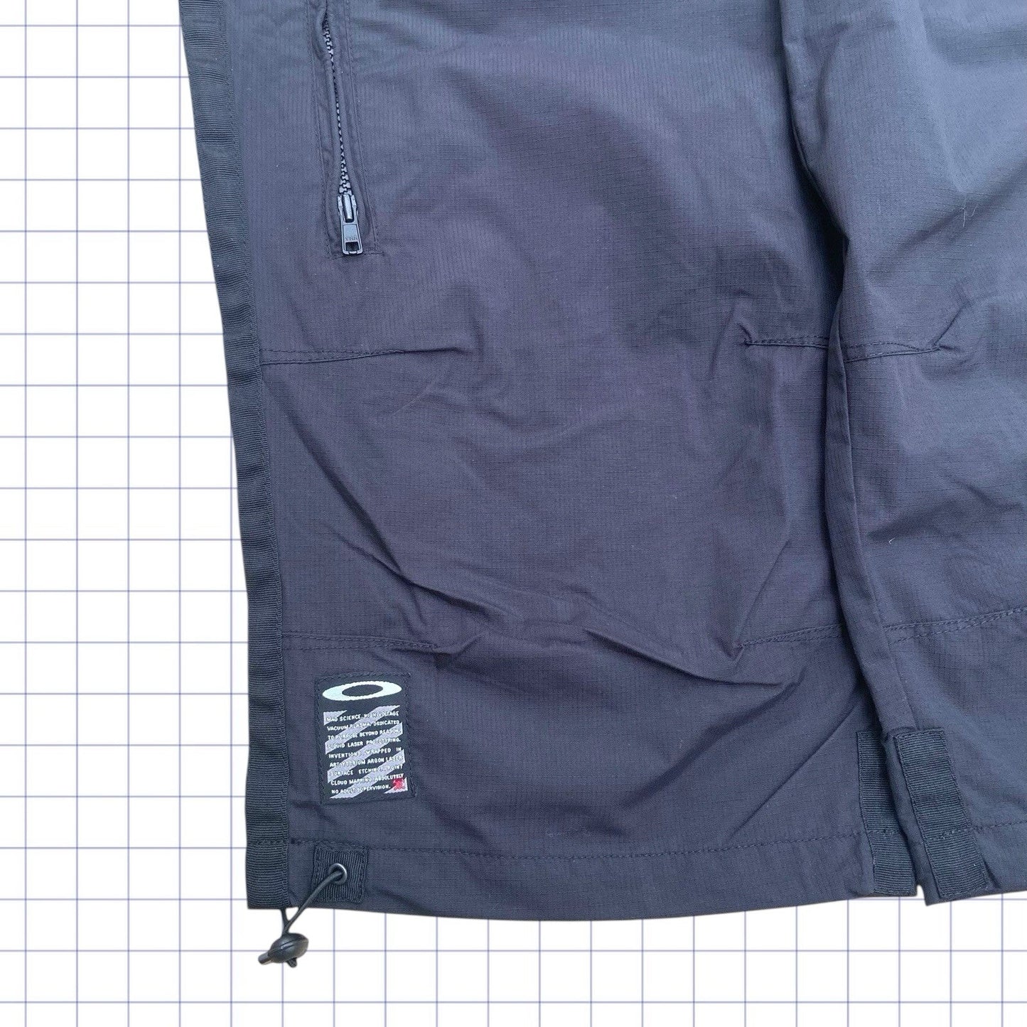 Vintage Oakley Software 3/4th Shorts - l-XL