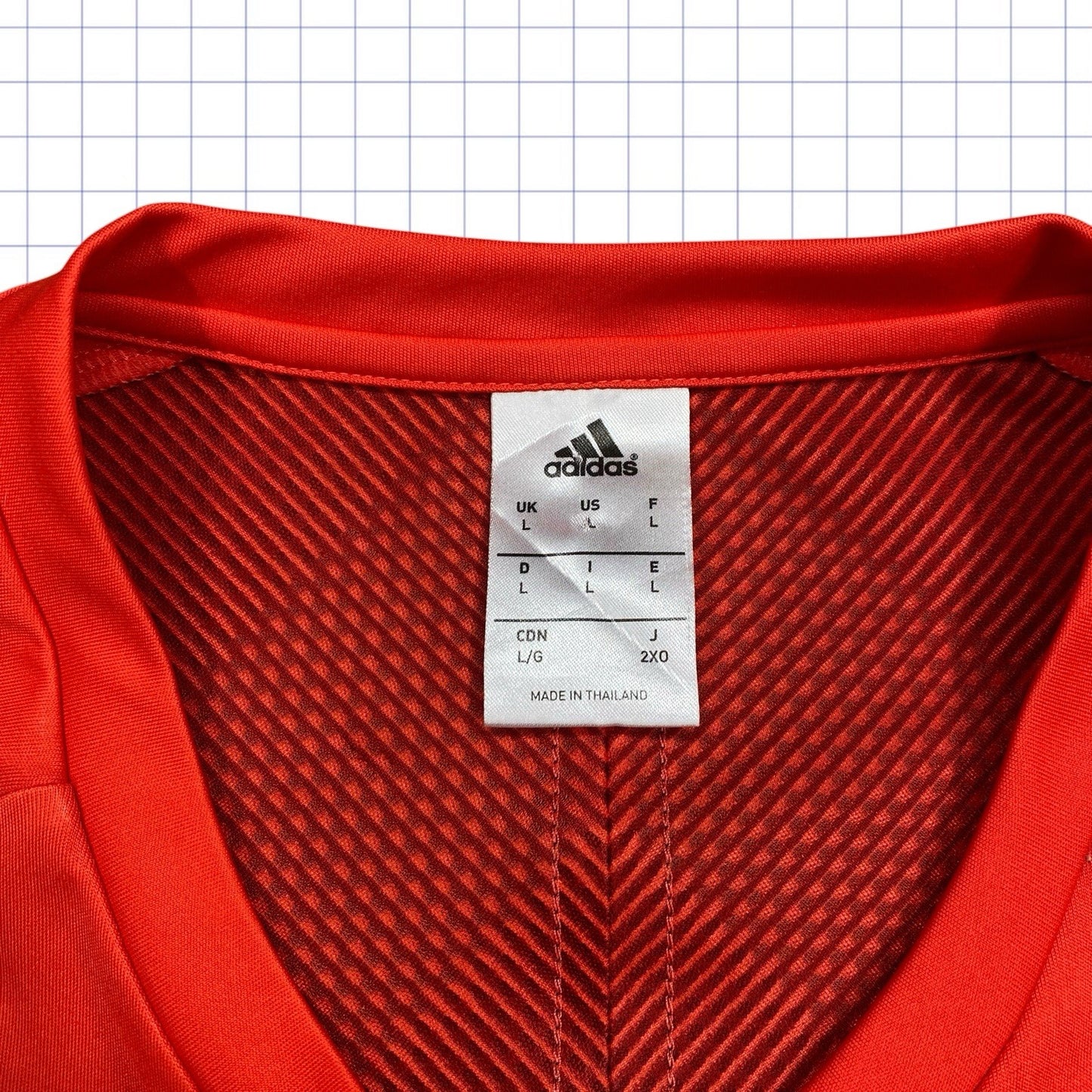 Vintage Adidas Sports Tshirt  - L