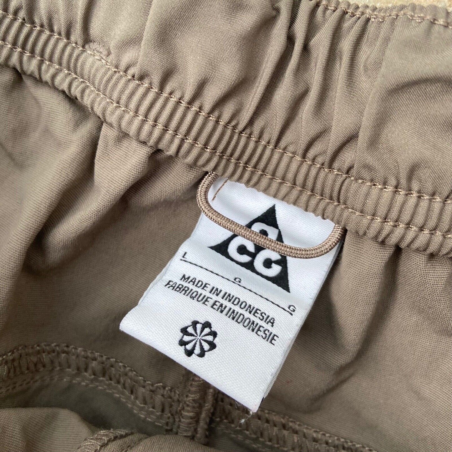 Nike Acg Detachable Cargos Zip Off Trousers - 32-34W 29L