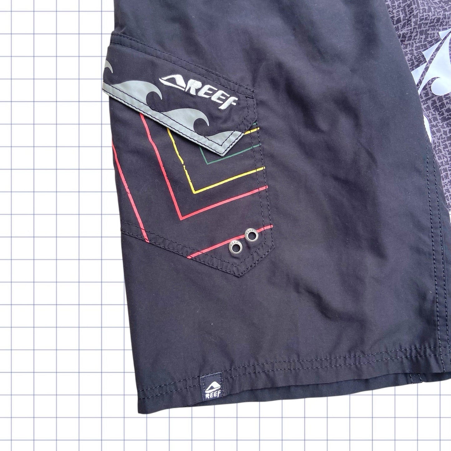 Vintage Reef Board Shorts – 30W