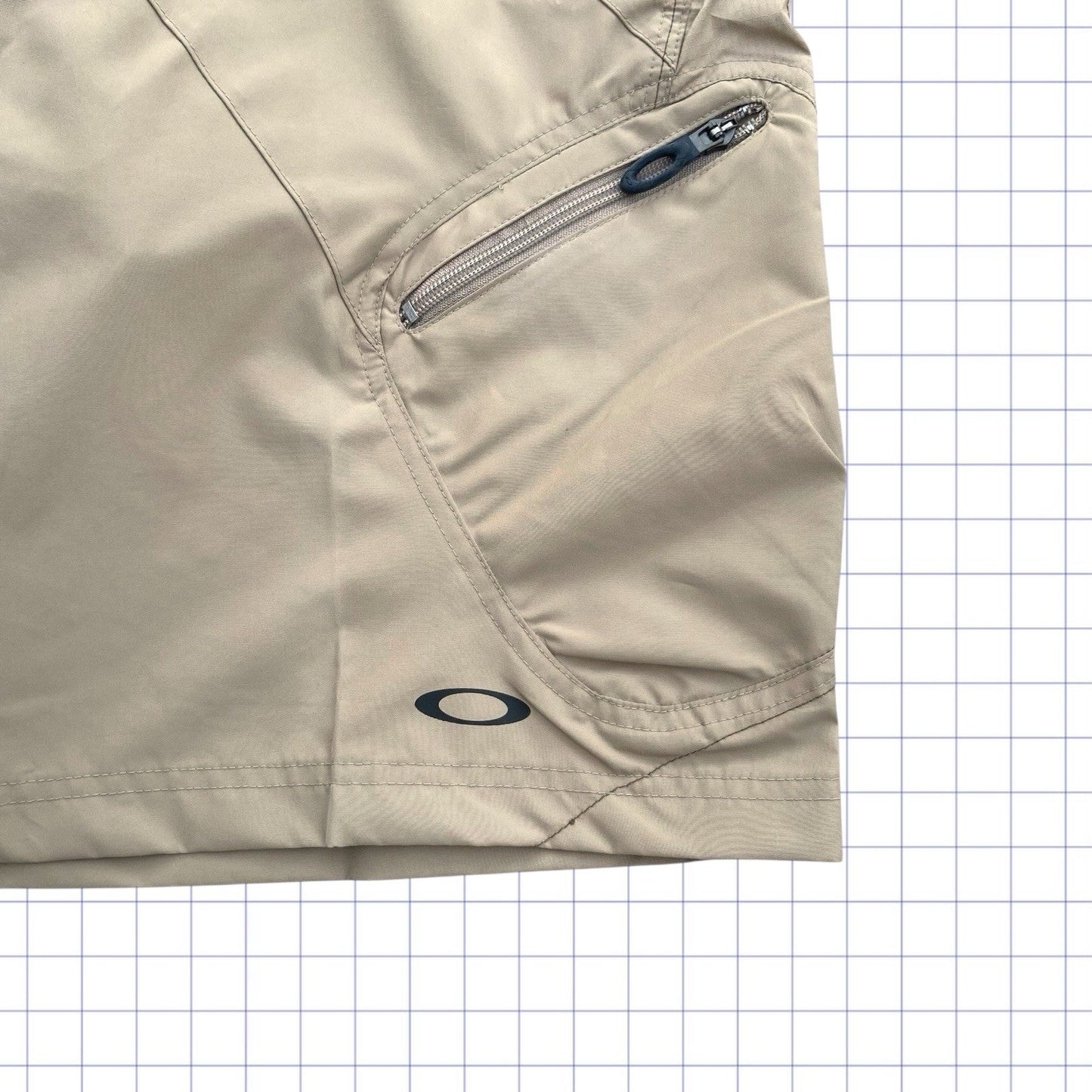 Vintage Deadstock Oakley Multi Pocket Shorts Shorts - 28-31W