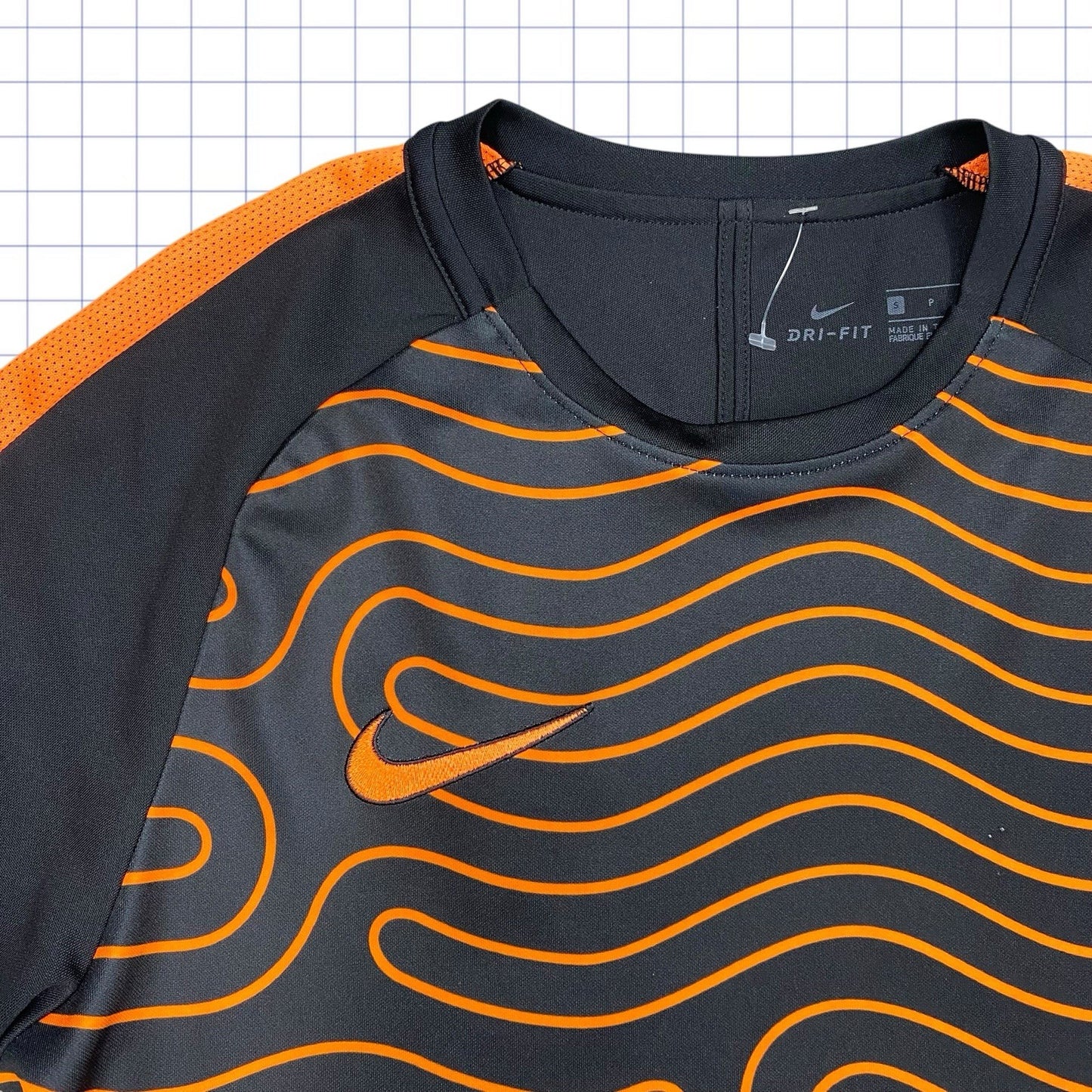 Y2K Nike TN Style Tshirt - S/M
