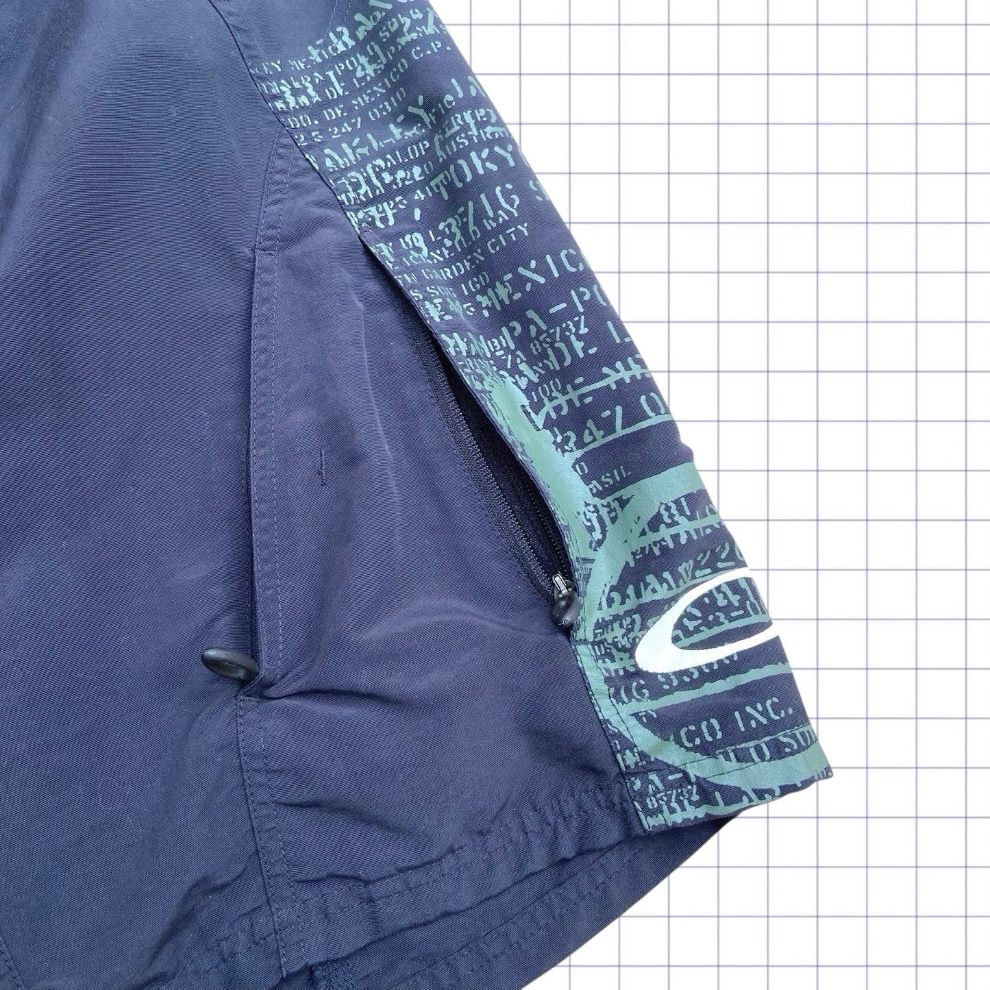 Vintage Oakley Icon Cycling Shorts – 34W