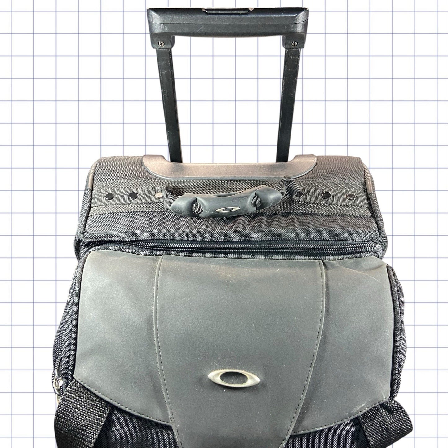 Vintage Rare 2003 Oakley War Wagon Roller Suit Case/Bag