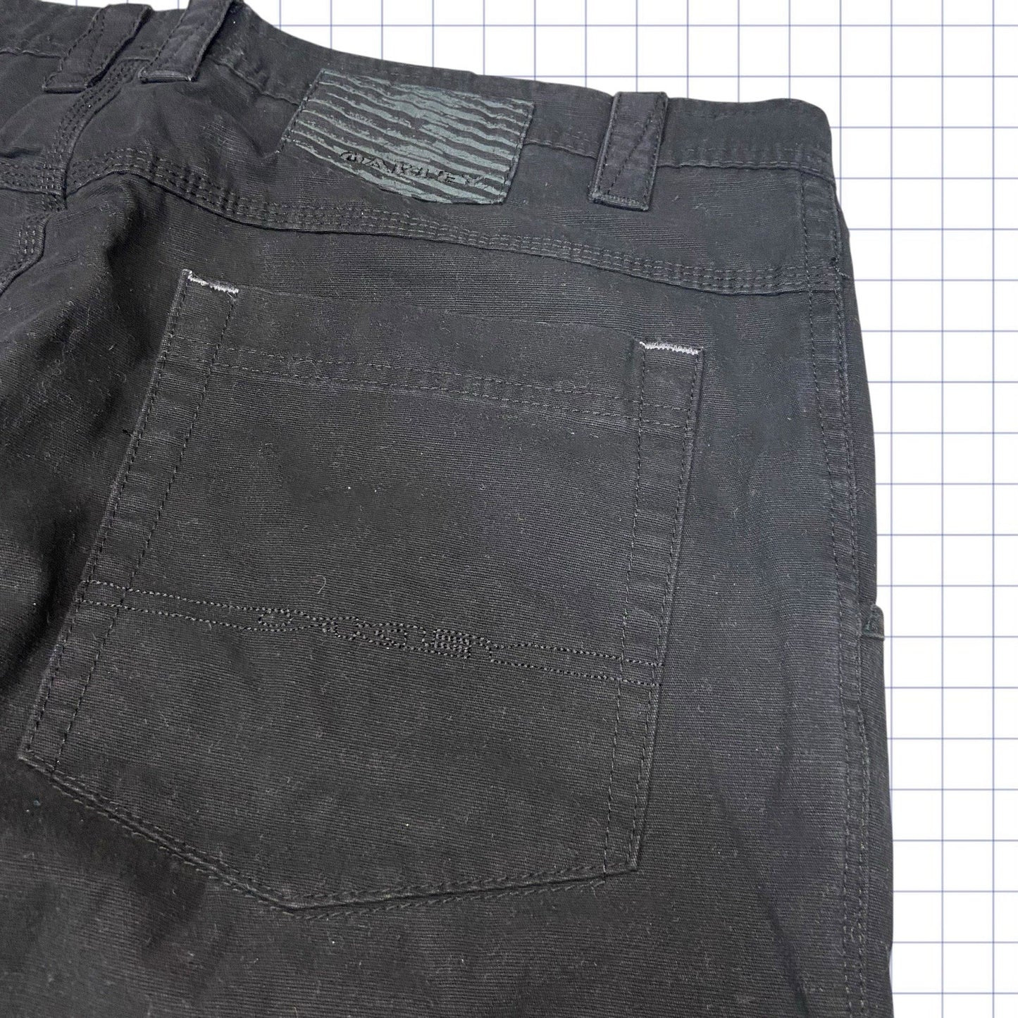 Early 2000s Oakley Trousers - 34W