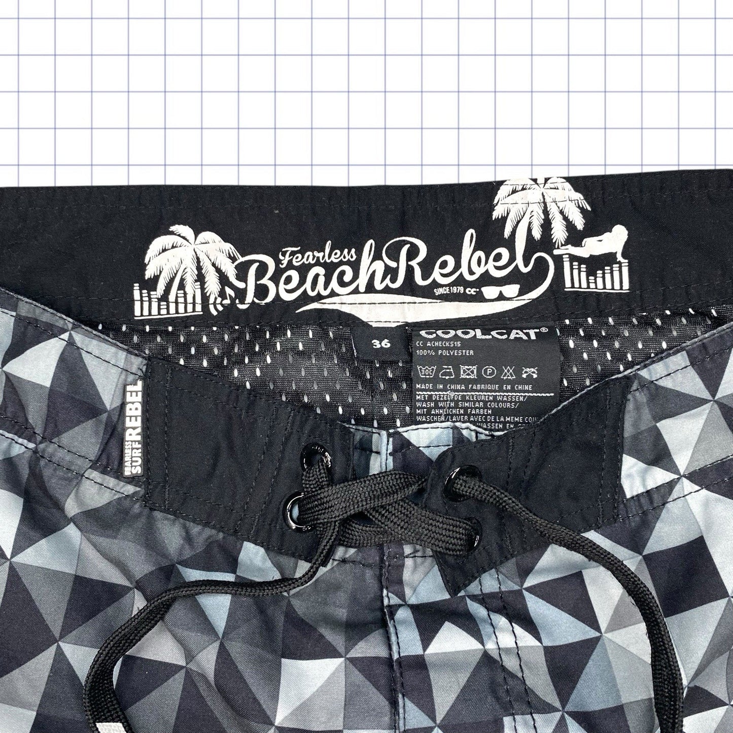 Y2K Diamond Pattern Board Shorts - 36W