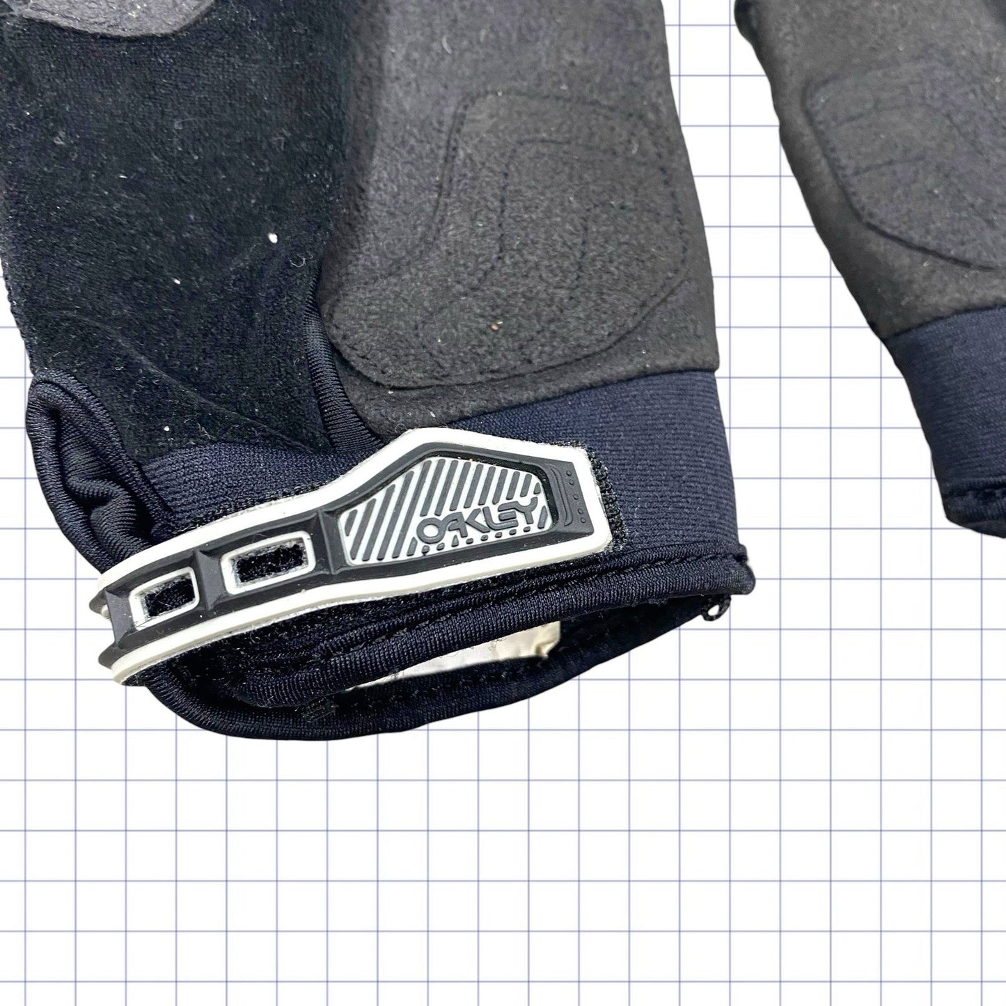 Vintage Oakley Bike Gloves