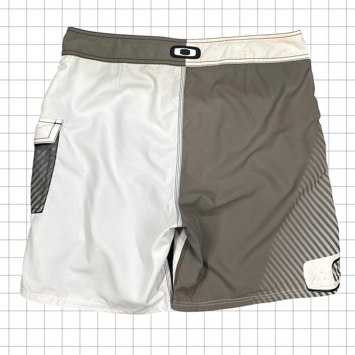 Early 2000s Oakley Board Shorts - 33W