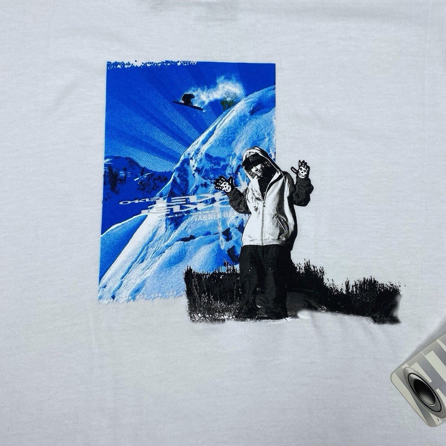 Early 2000s Oakley Snowmobile Tshirt - M/L
