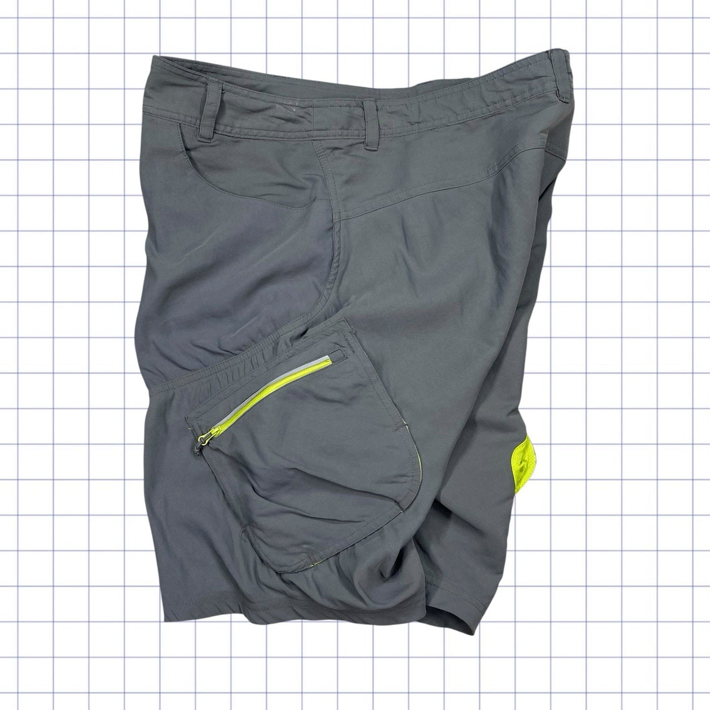 Vintage Technical Active Shorts - 36W