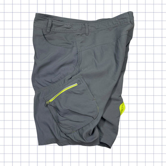 Vintage Technical Active Shorts - 36W