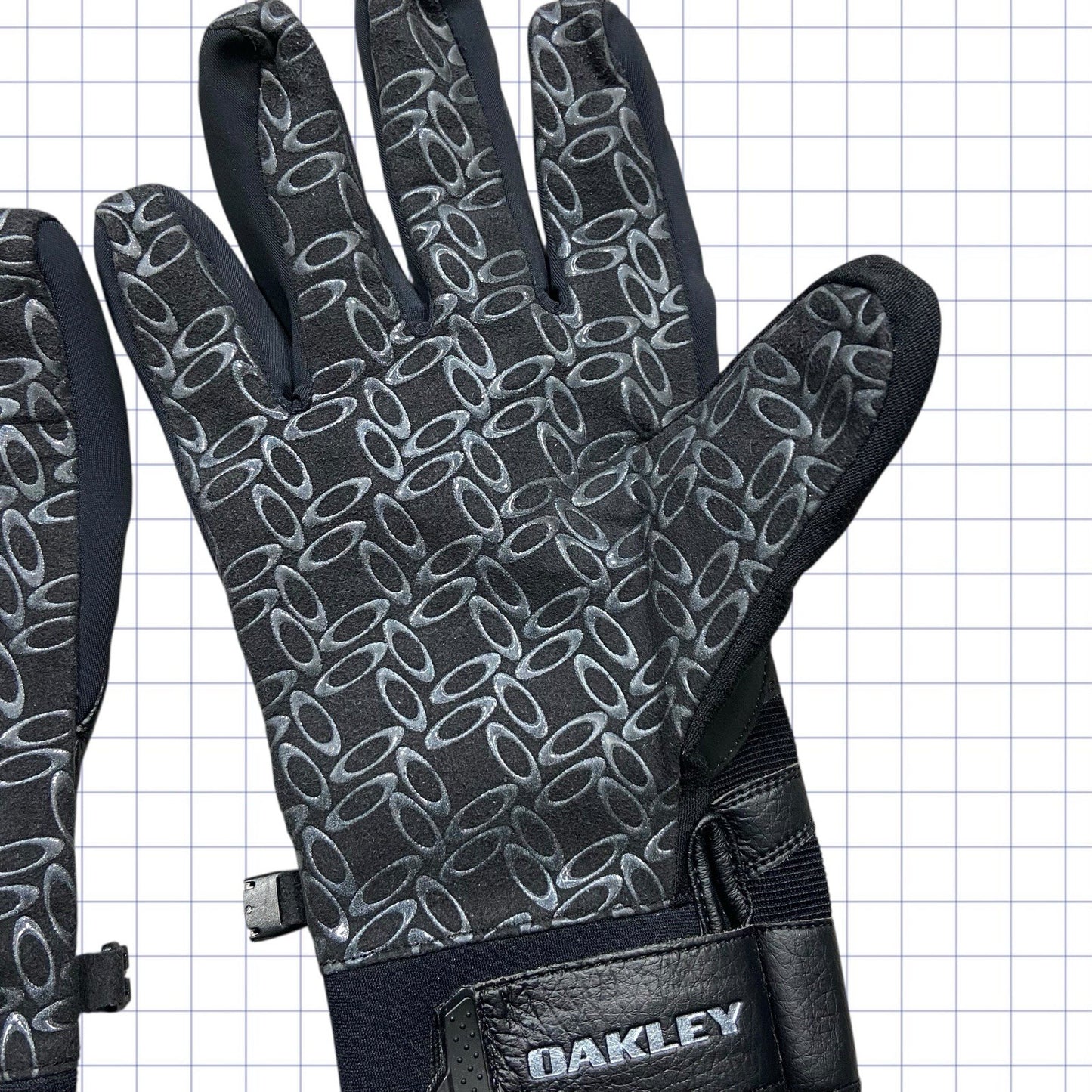 Vintage Oakley Tactical Gloves