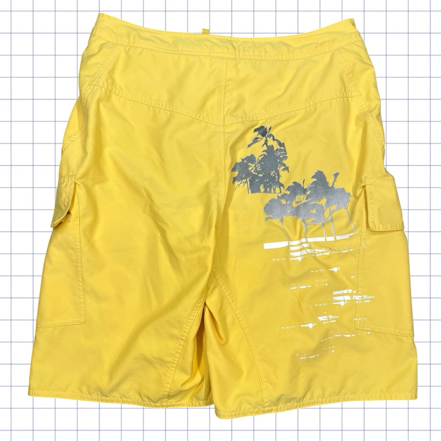 Early 2000s Nike Board Shorts - 31W