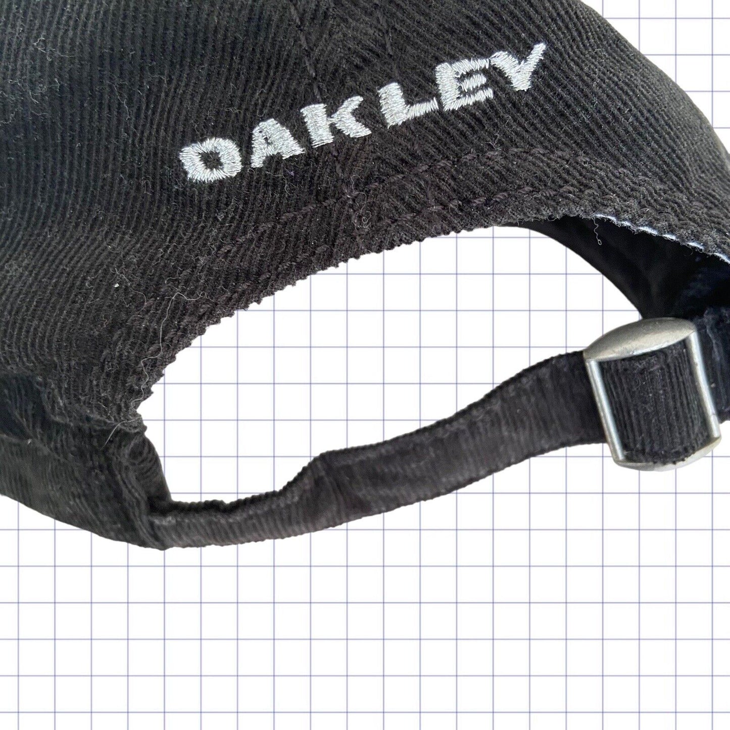 Vintage Oakley Skull Cap