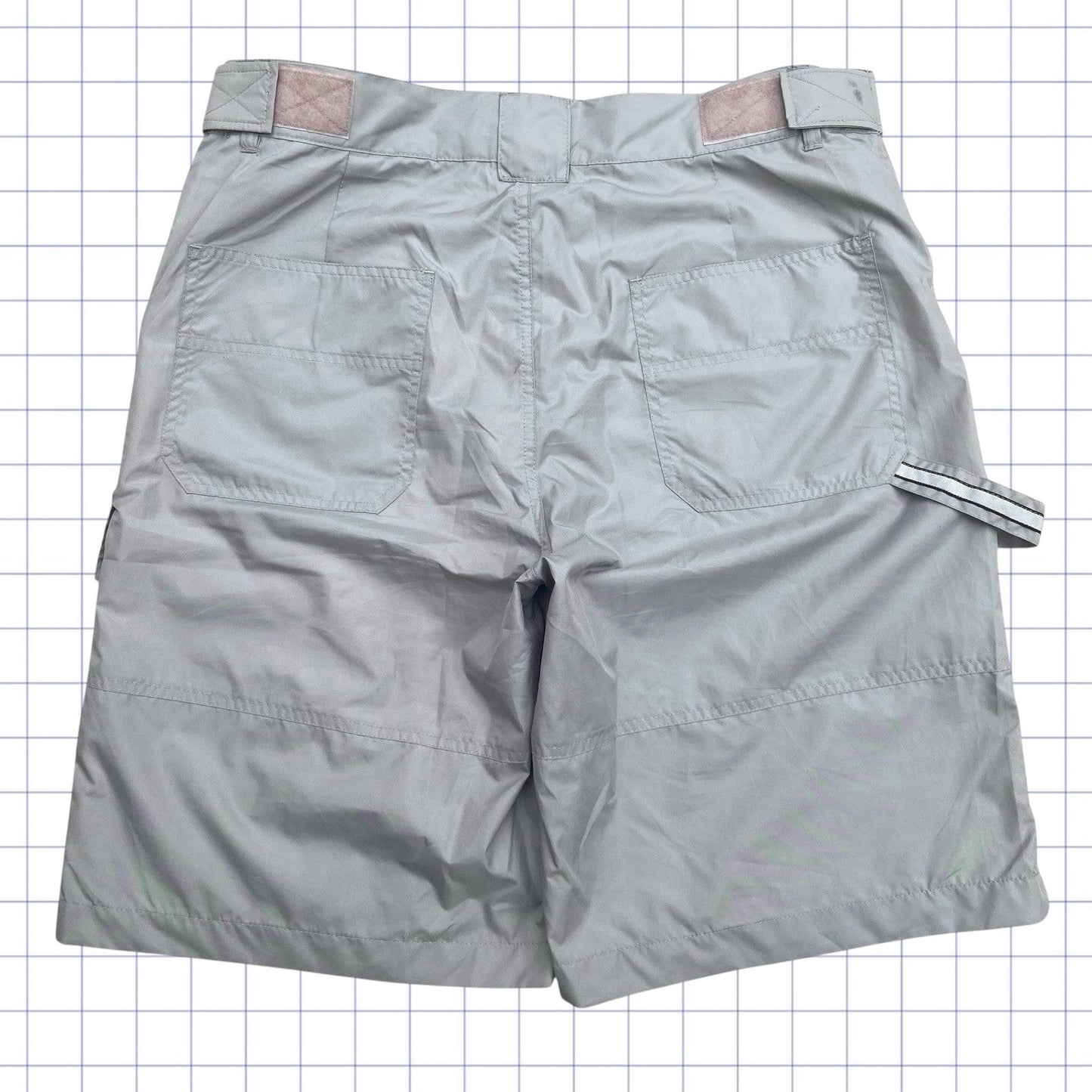 Vintage Oakley Style Cargo Shorts – 35W