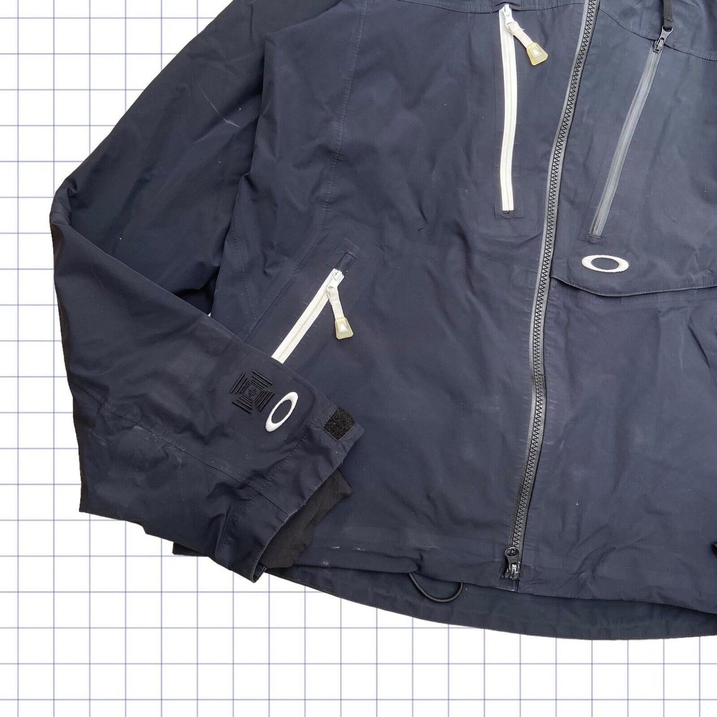 Early 2000s Oakley GoreTex Jacket - M