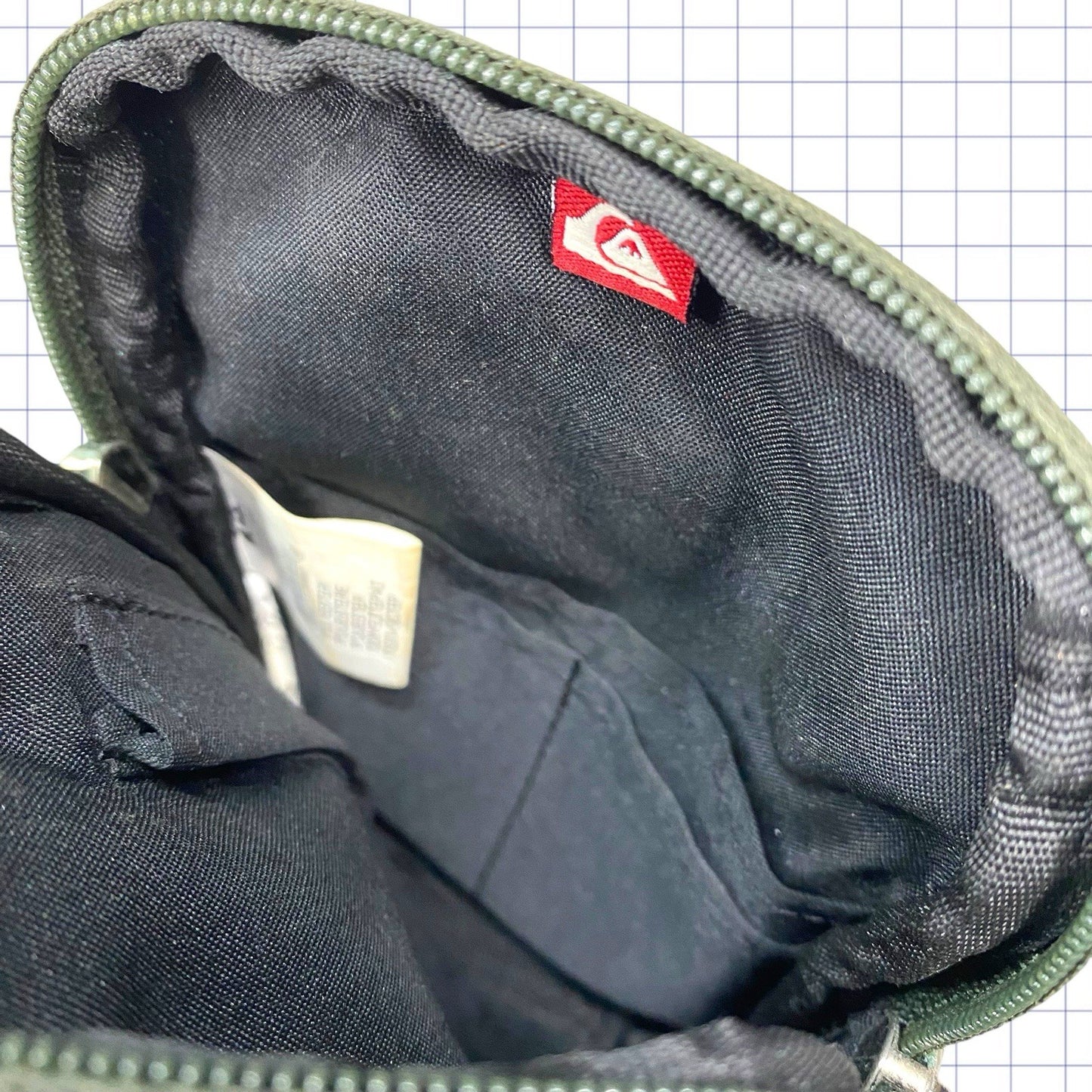 Vintage Quiksilver crossbody bag