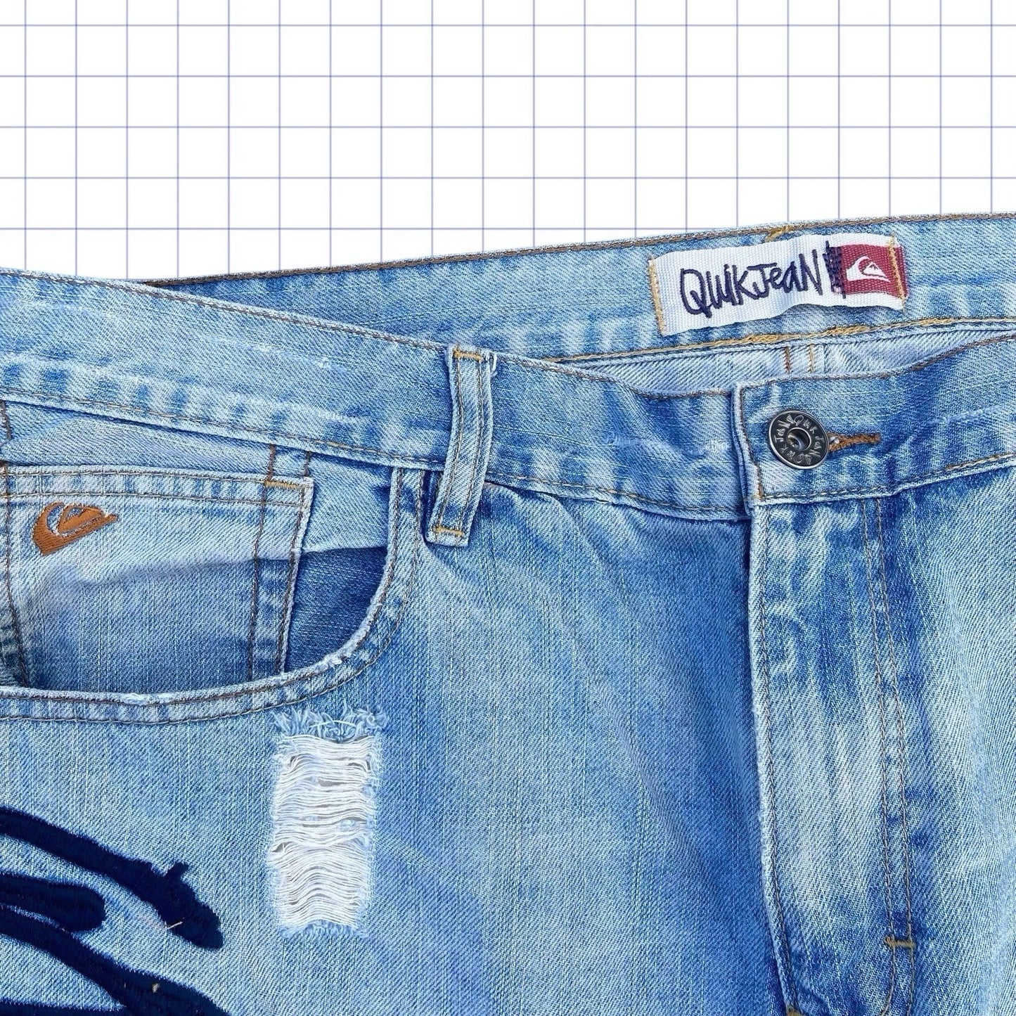 Vintage Quiksilver Big Spellout Jorts - 36W