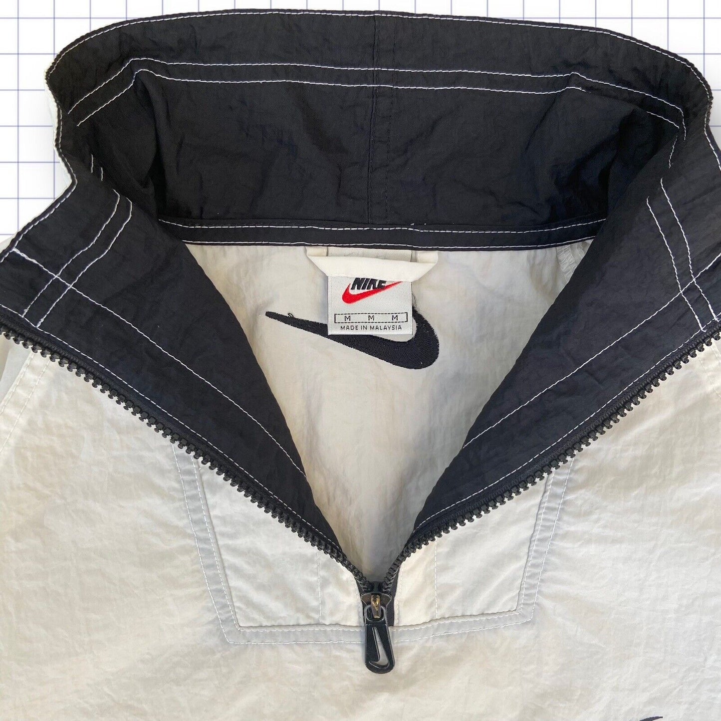 90’s Nike 1/4 Zip Up Cream Jacket/Windbreaker